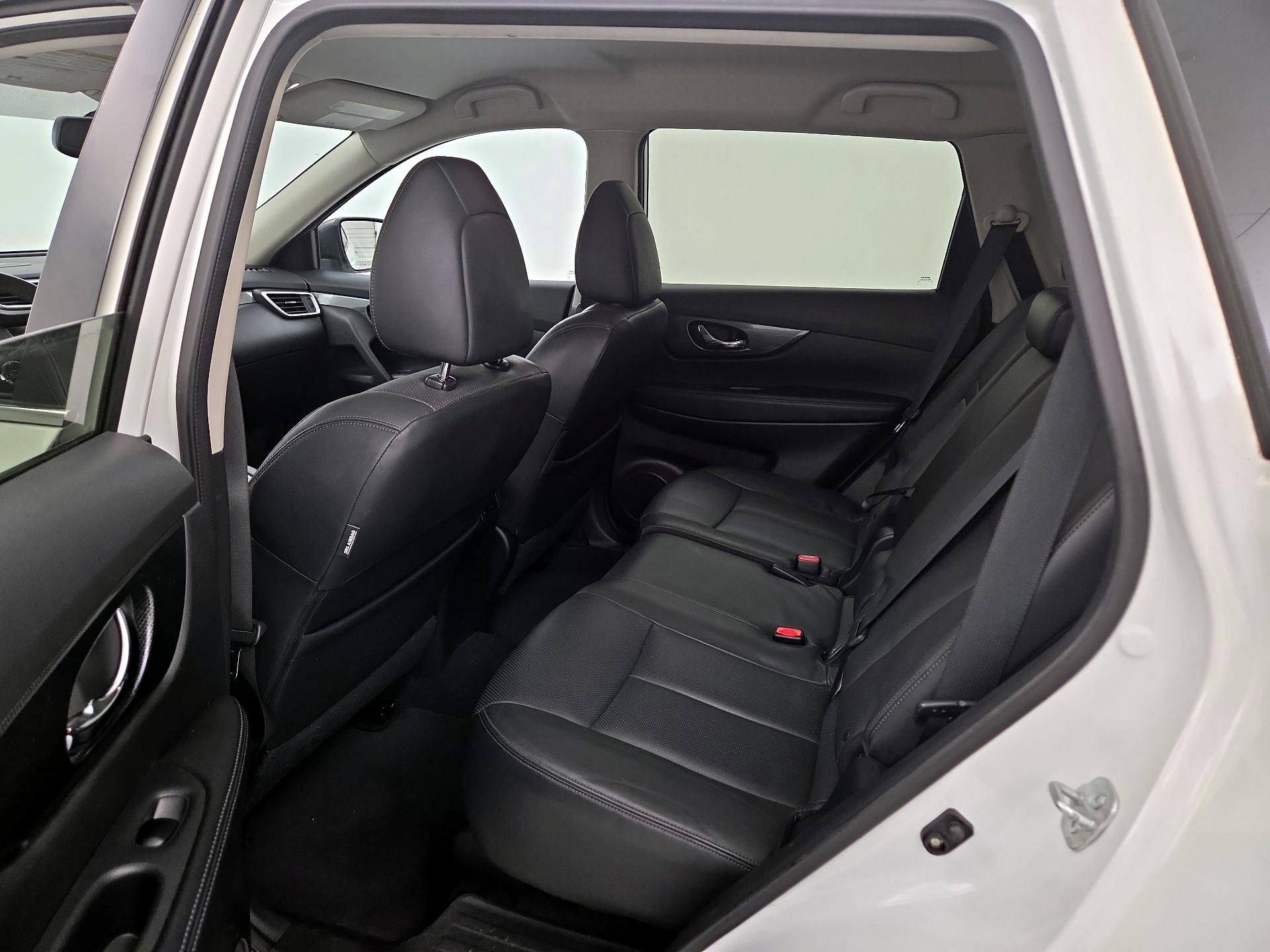 Thumbnail: 2014 Nissan Rogue - 20