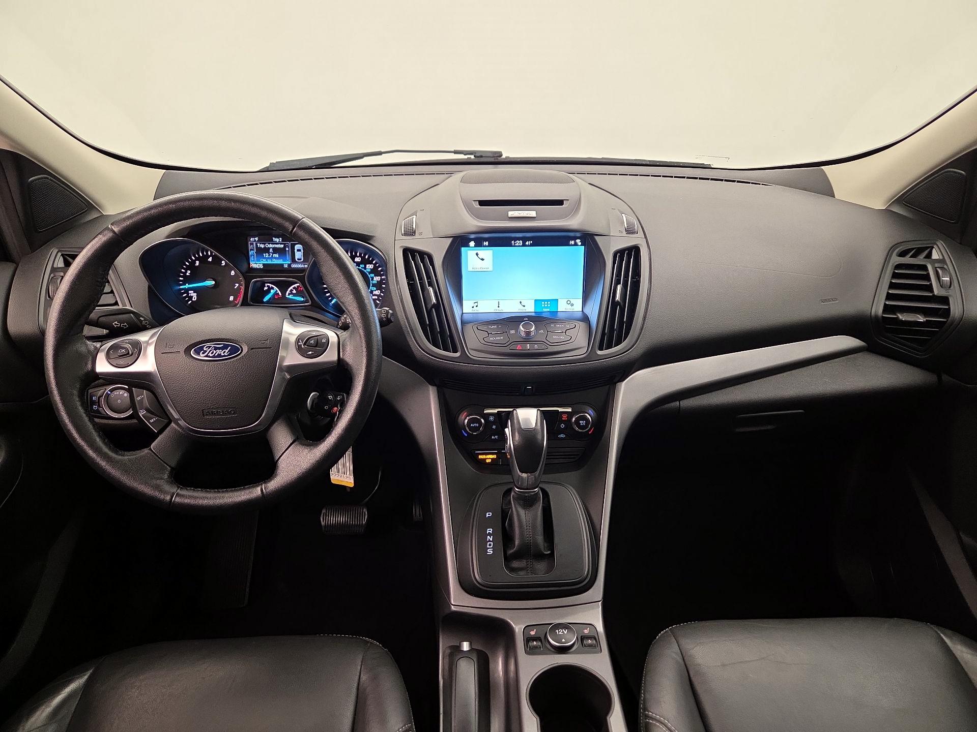 Thumbnail: 2016 Ford Escape - 9