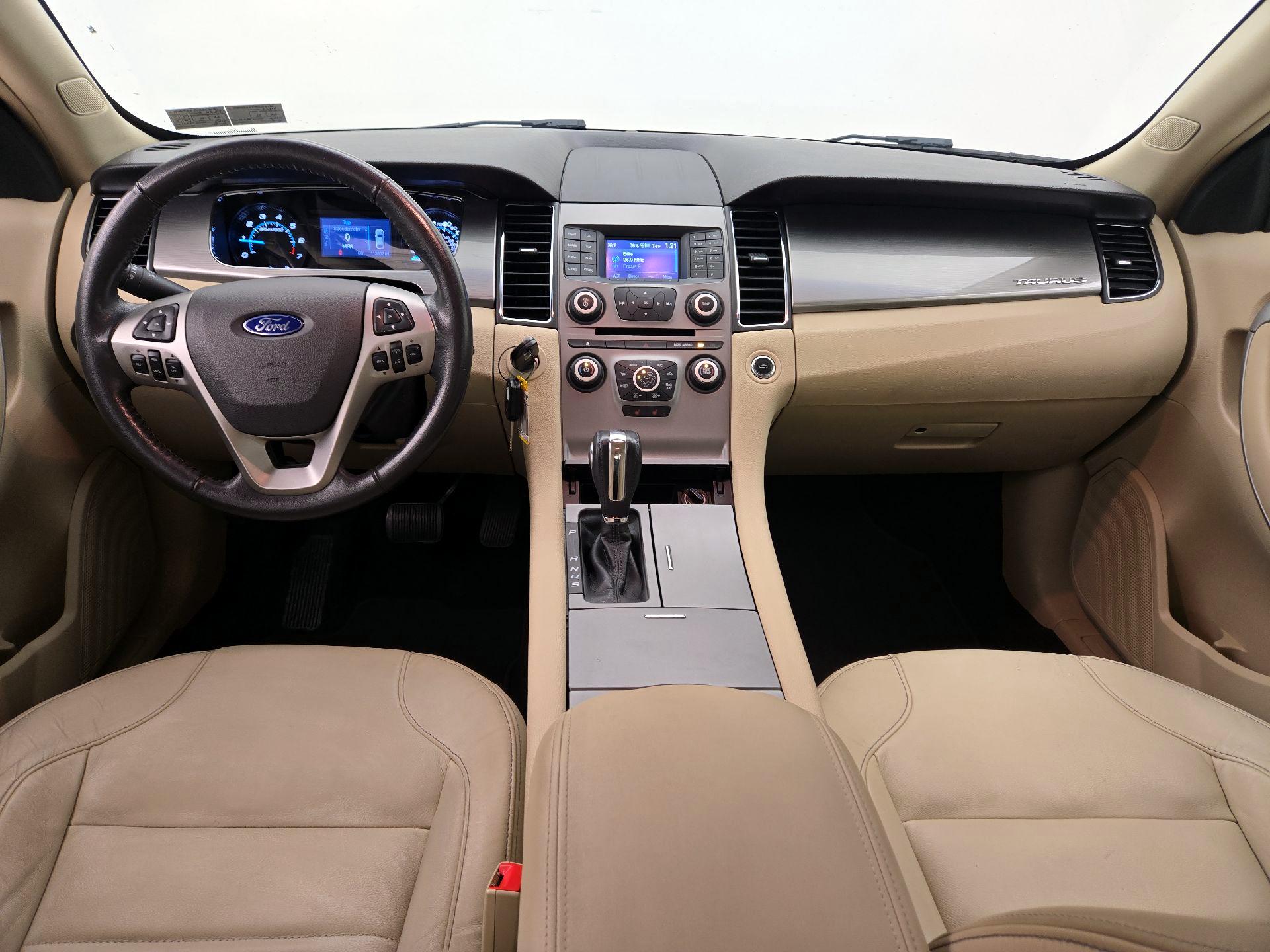 Thumbnail: 2016 Ford Taurus - 9