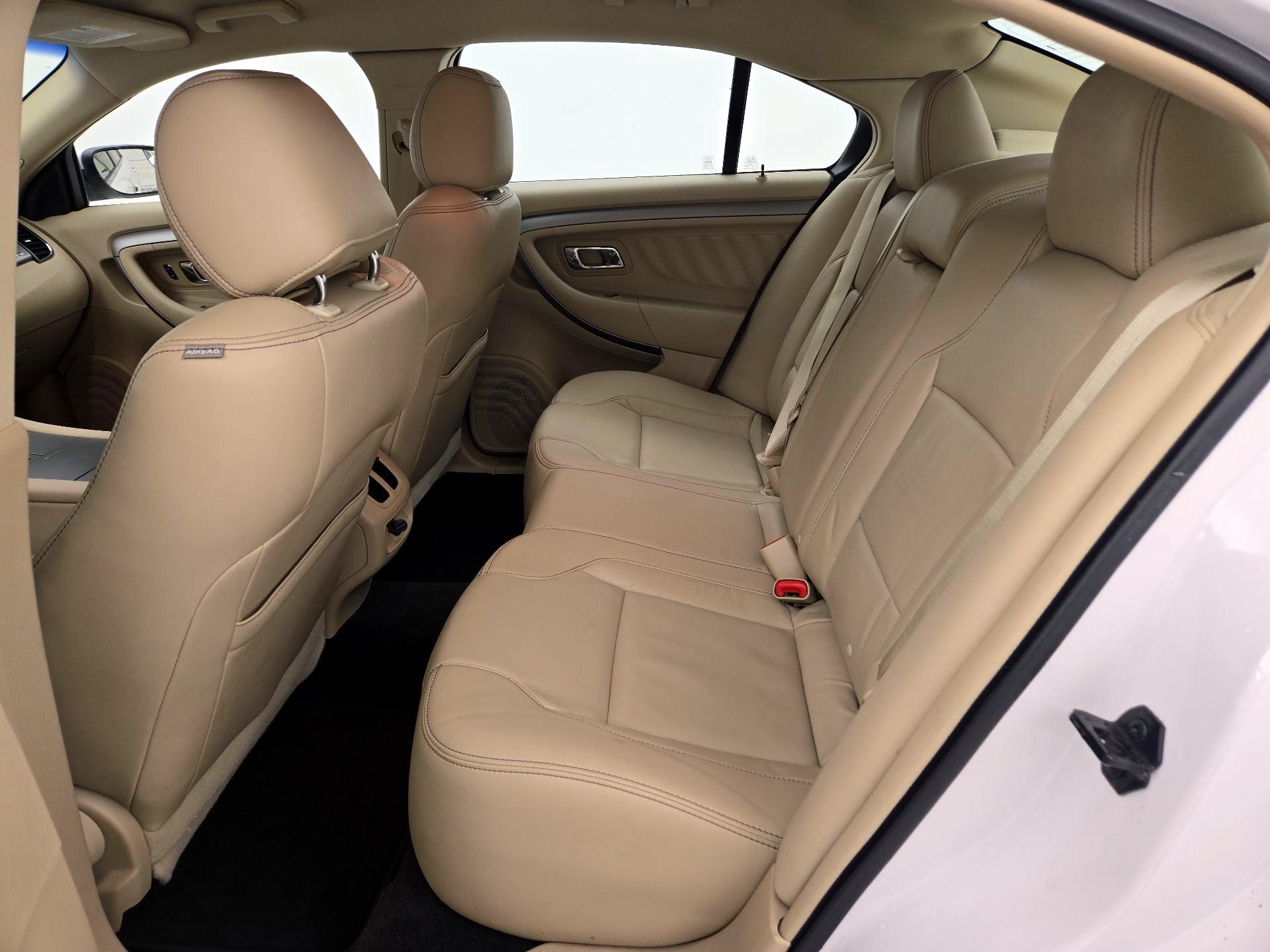 Thumbnail: 2016 Ford Taurus - 19