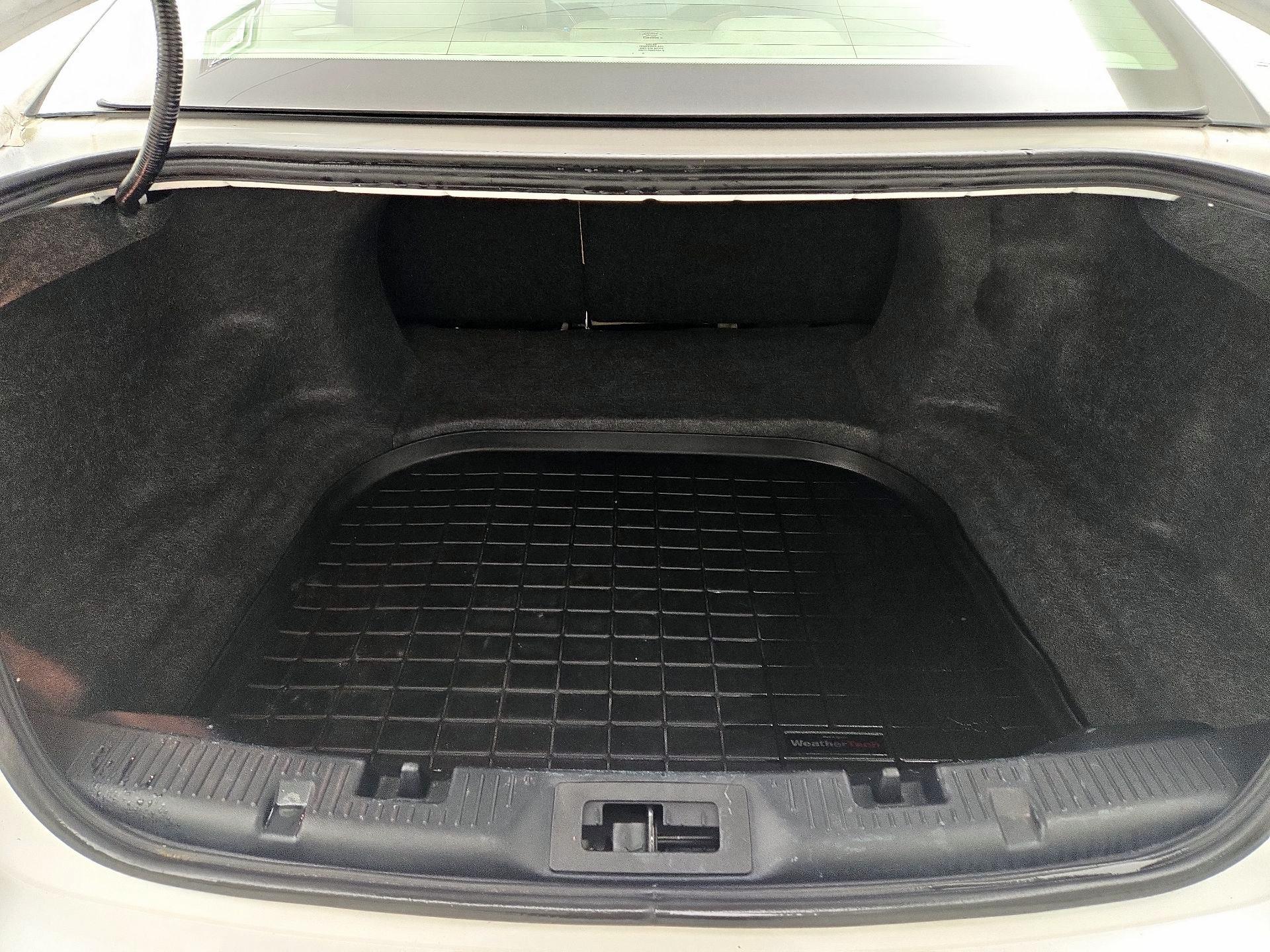 Thumbnail: 2016 Ford Taurus - 20