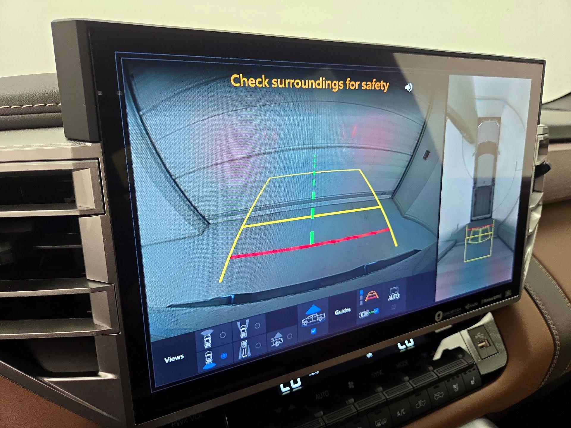 Thumbnail: 2024 Toyota Tundra - 14