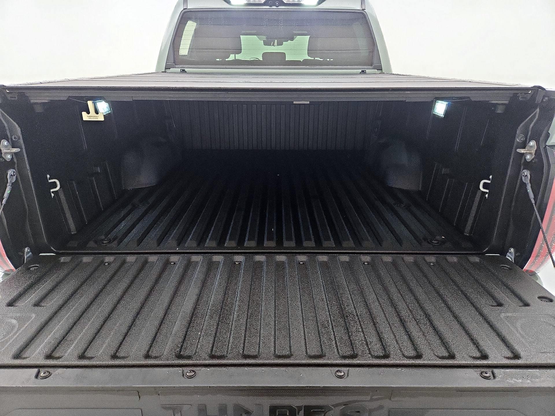 Thumbnail: 2024 Toyota Tundra - 19