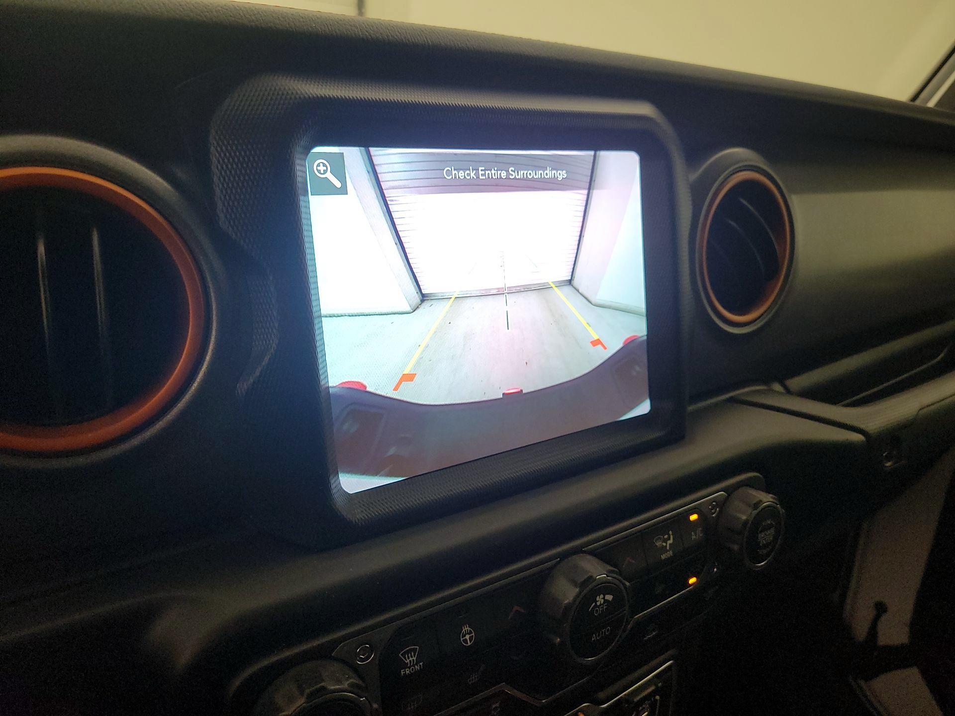 Thumbnail: 2022 Jeep Gladiator - 15