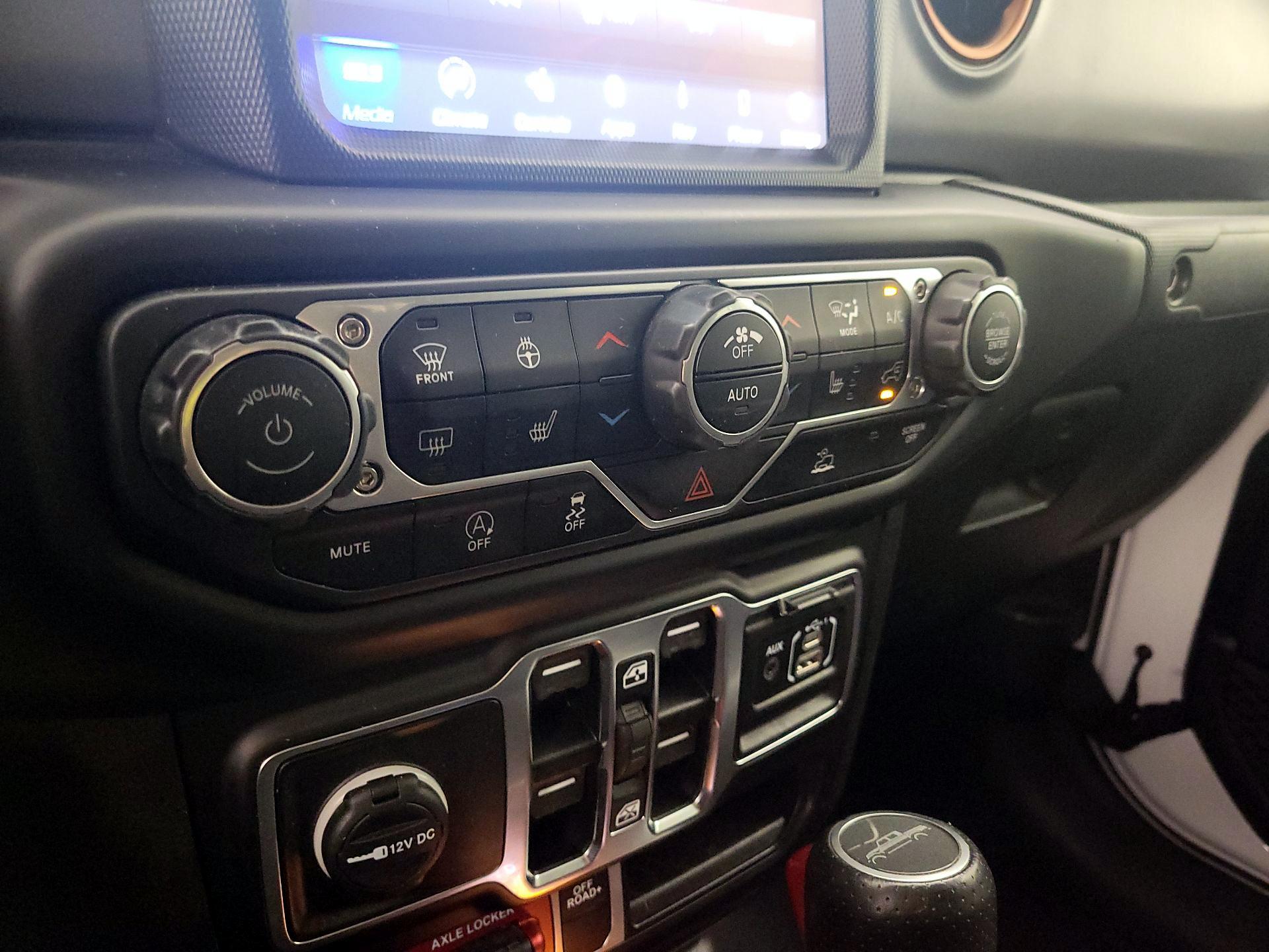 Thumbnail: 2022 Jeep Gladiator - 17