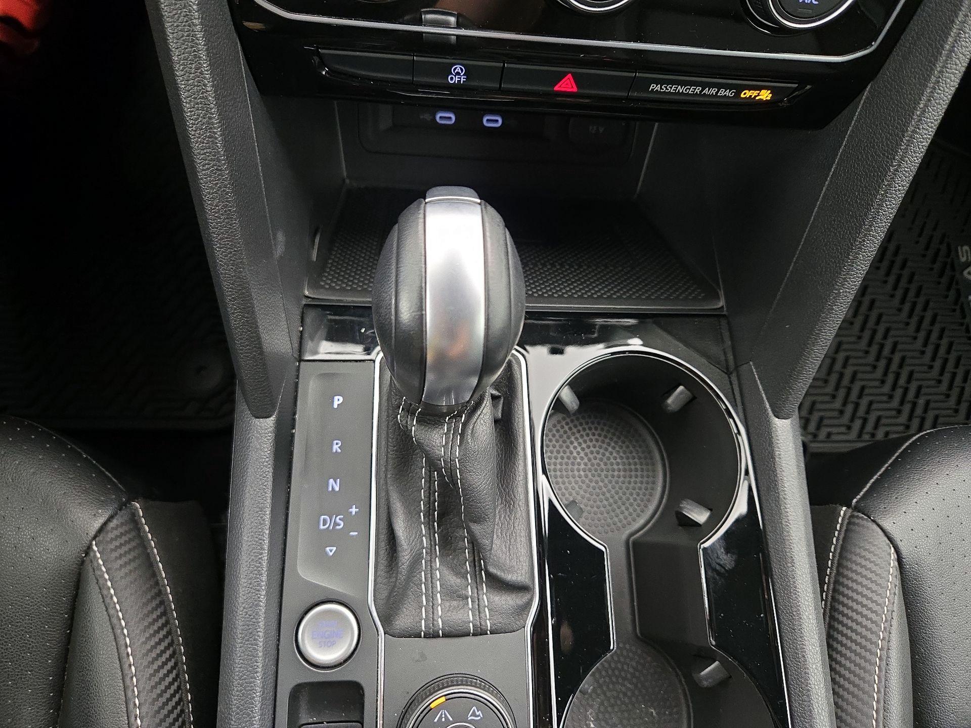 Thumbnail: 2022 Volkswagen Atlas - 17