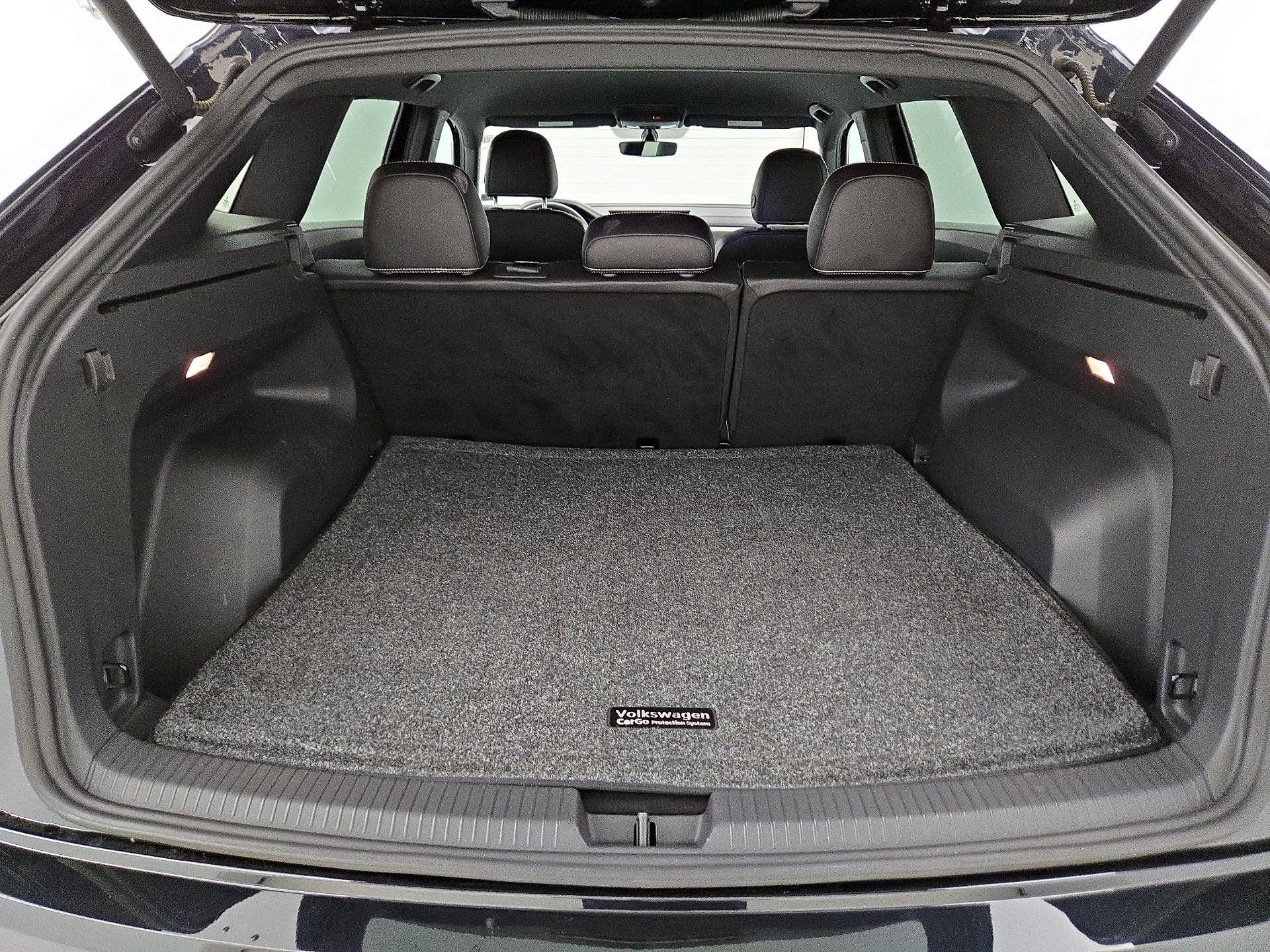 Thumbnail: 2022 Volkswagen Atlas - 20