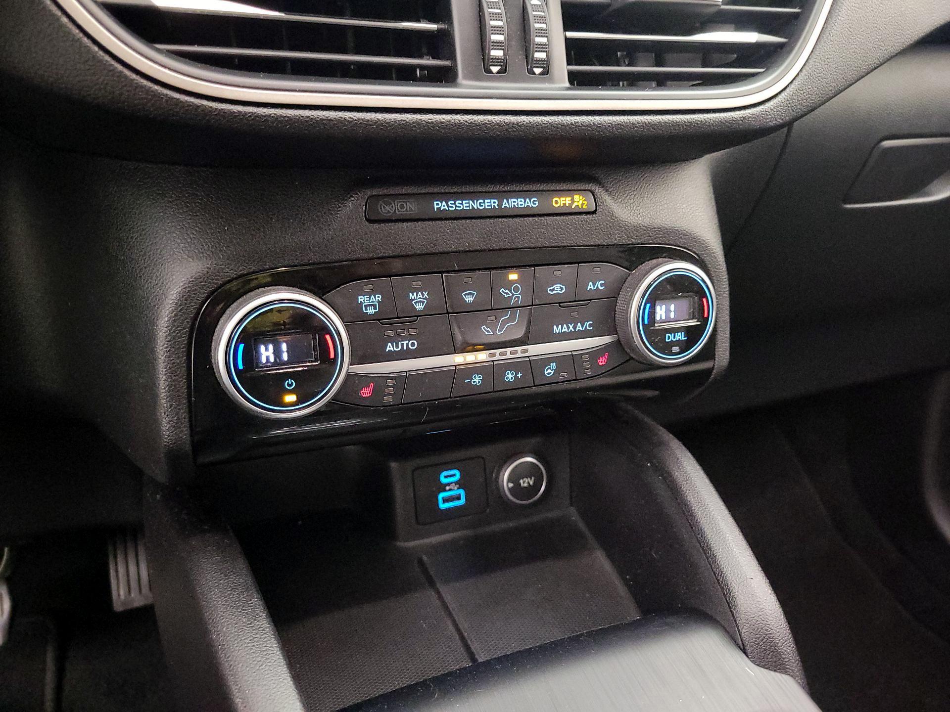 Thumbnail: 2021 Ford Escape - 16