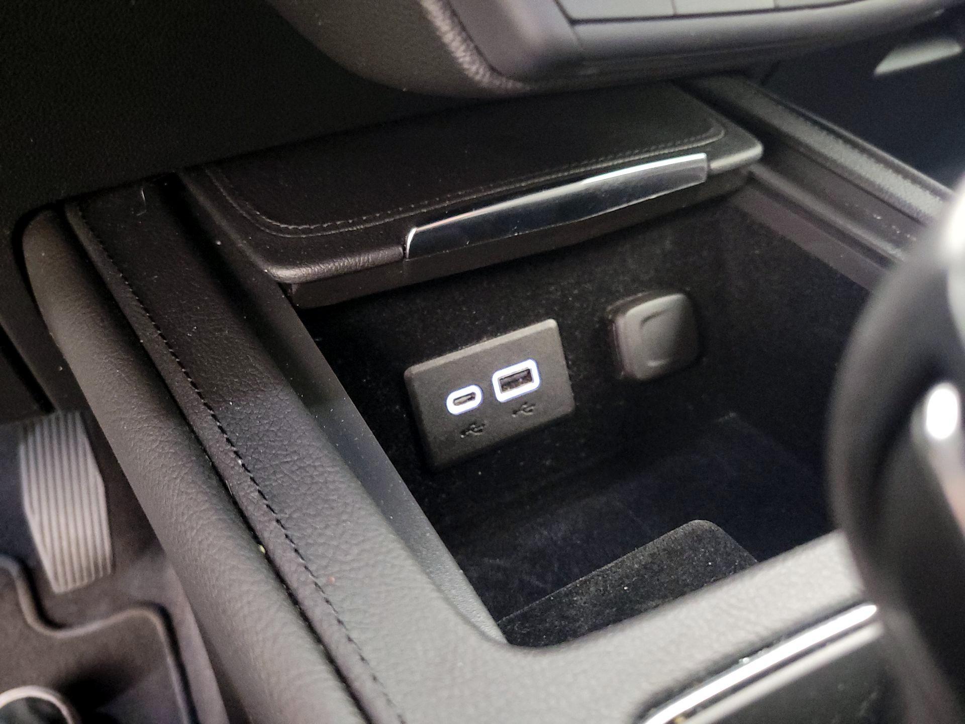 Thumbnail: 2022 Cadillac XT4 - 18