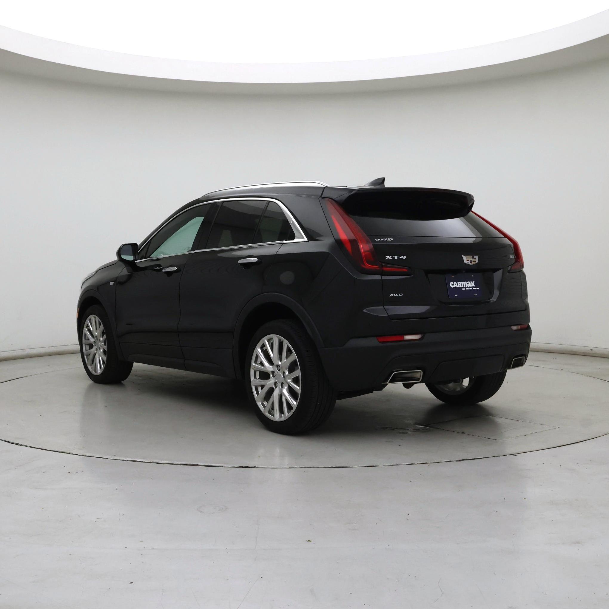 Thumbnail: 2022 Cadillac XT4 - 2