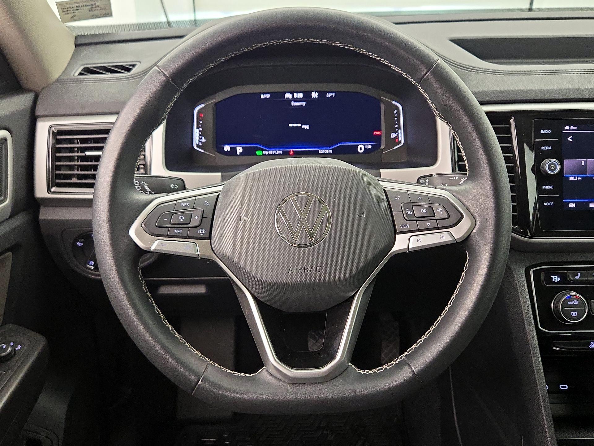 Thumbnail: 2023 Volkswagen Atlas - 10