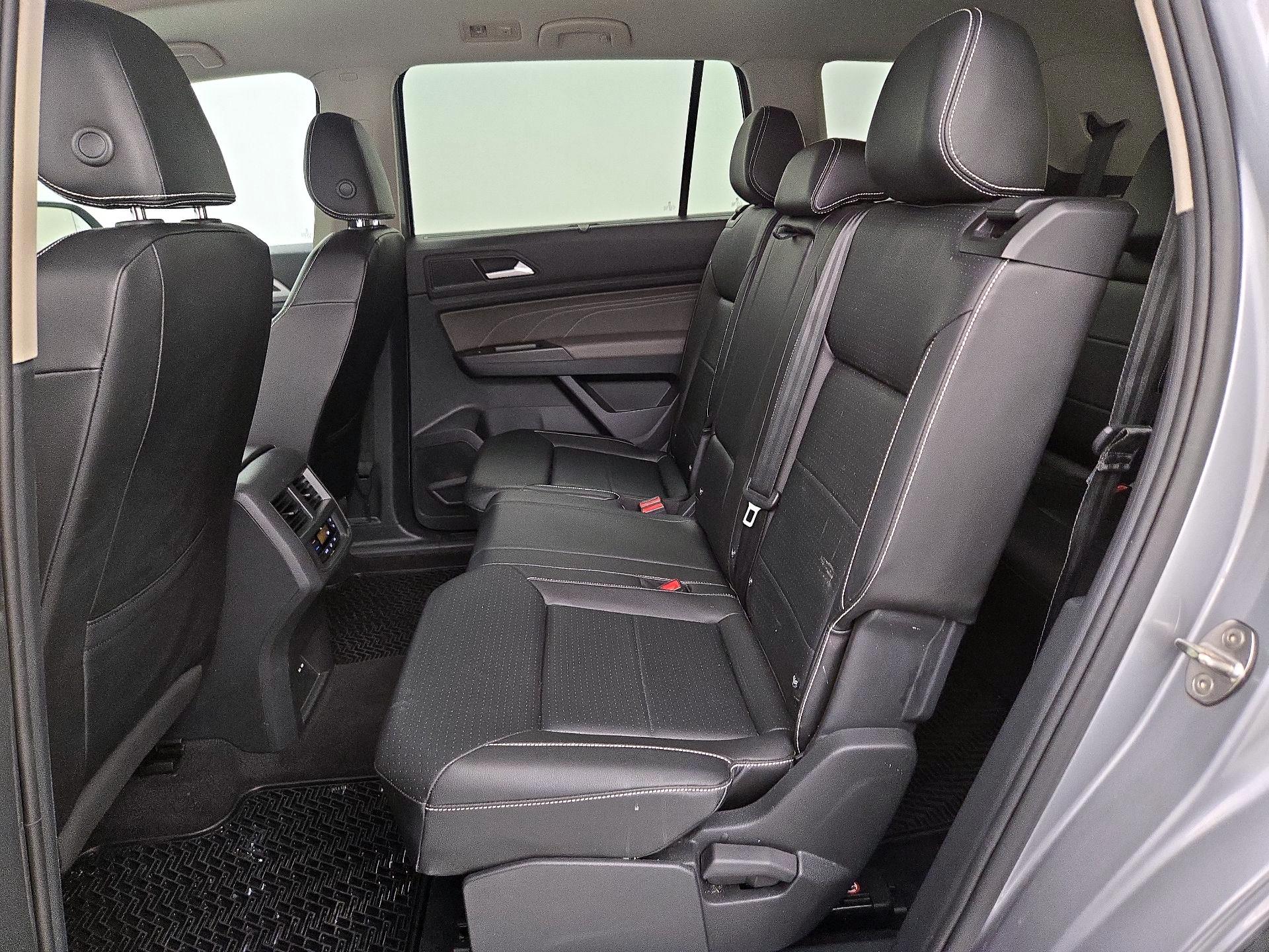 Thumbnail: 2023 Volkswagen Atlas - 20