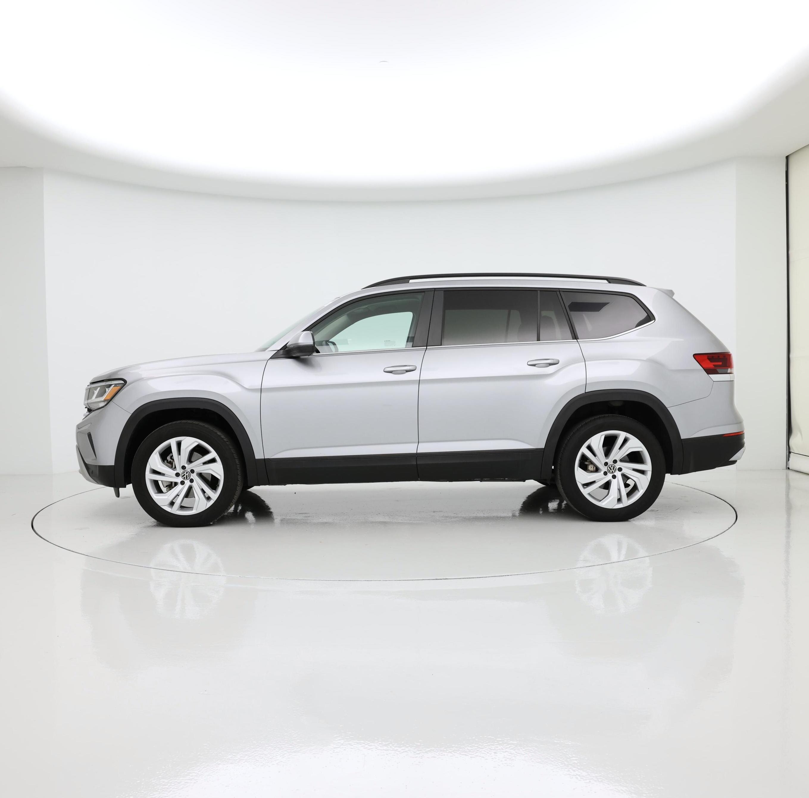 Thumbnail: 2023 Volkswagen Atlas - 3