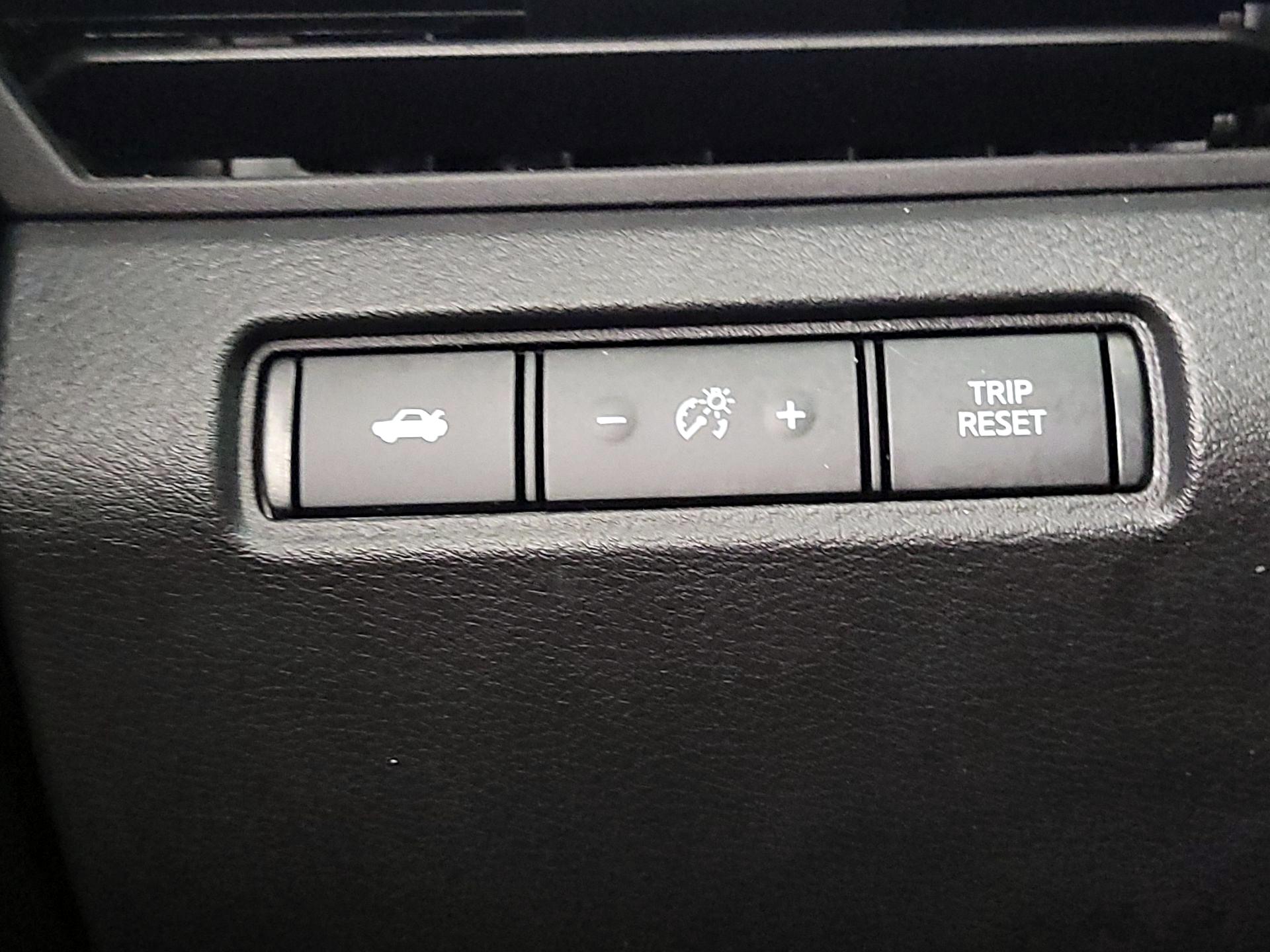 Thumbnail: 2021 Nissan Altima - 13