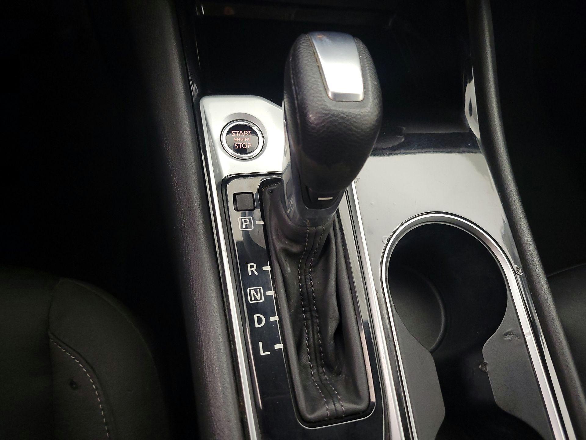 Thumbnail: 2021 Nissan Altima - 17