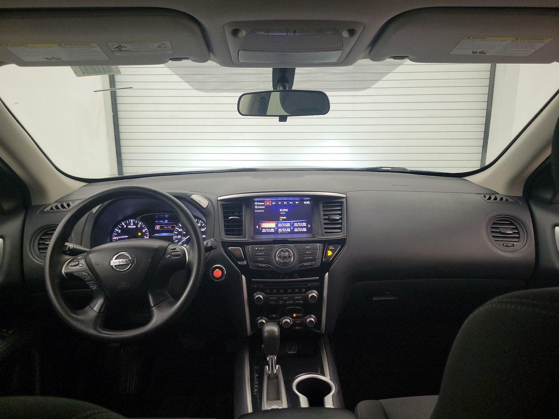 Thumbnail: 2020 Nissan Pathfinder - 9