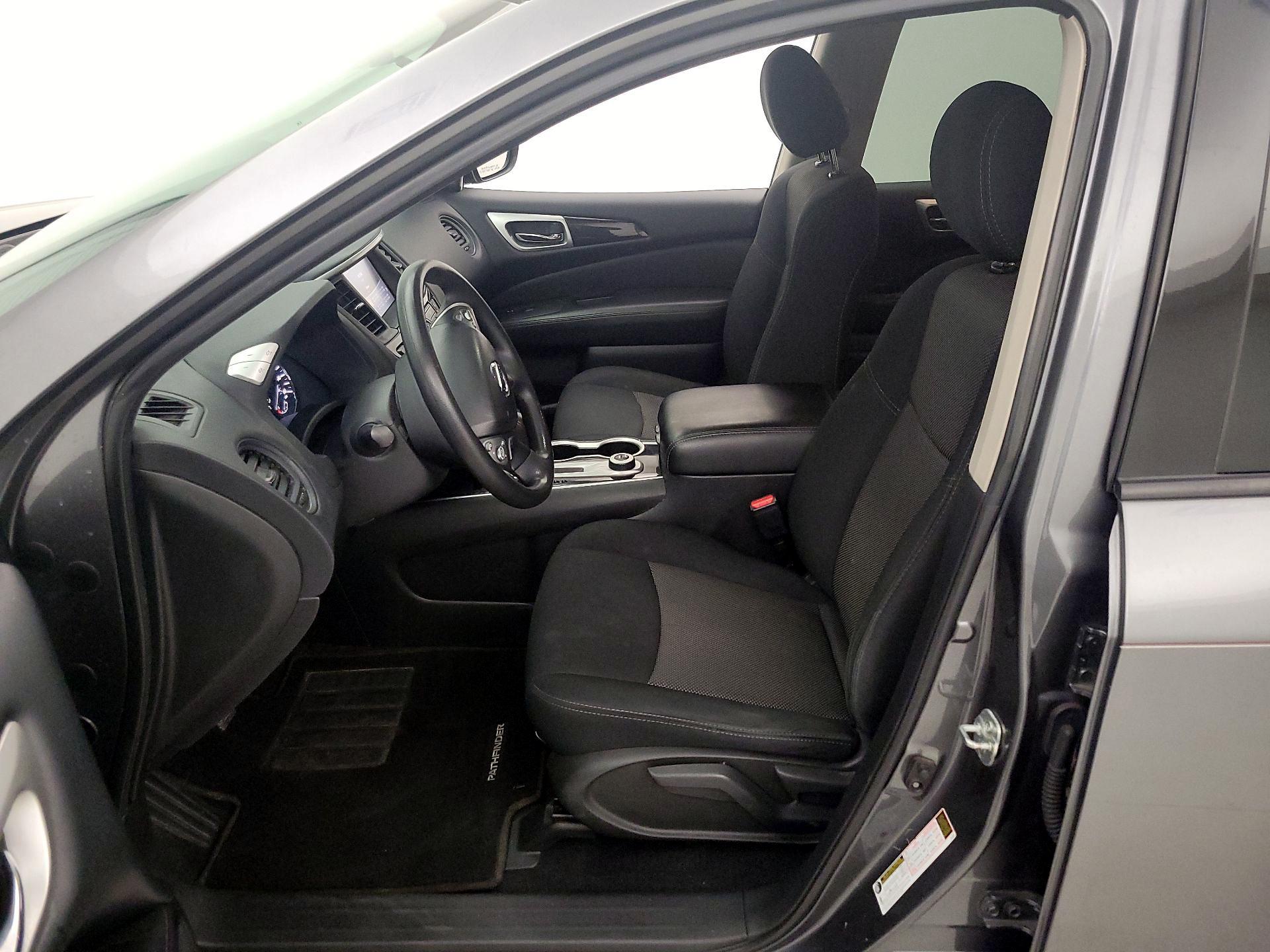 Thumbnail: 2020 Nissan Pathfinder - 11