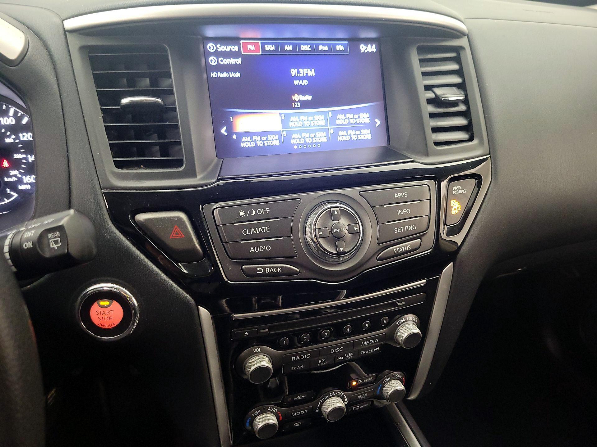 Thumbnail: 2020 Nissan Pathfinder - 14