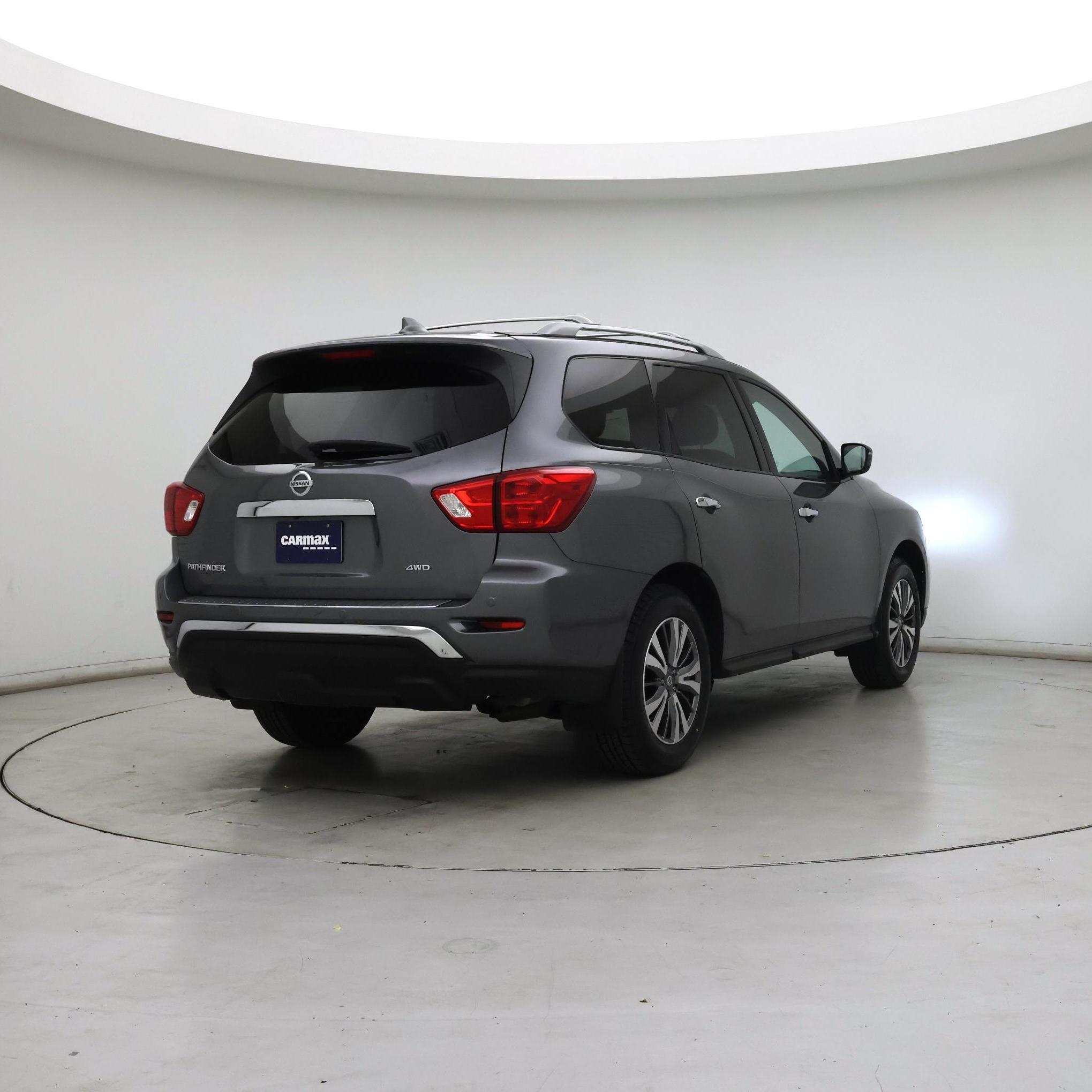 Thumbnail: 2020 Nissan Pathfinder - 8