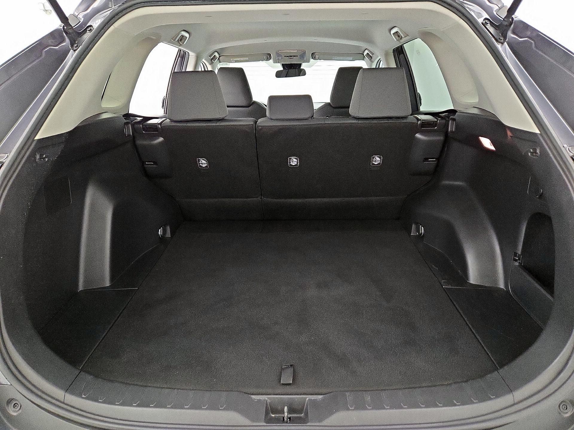 Thumbnail: 2021 Toyota RAV4 - 20