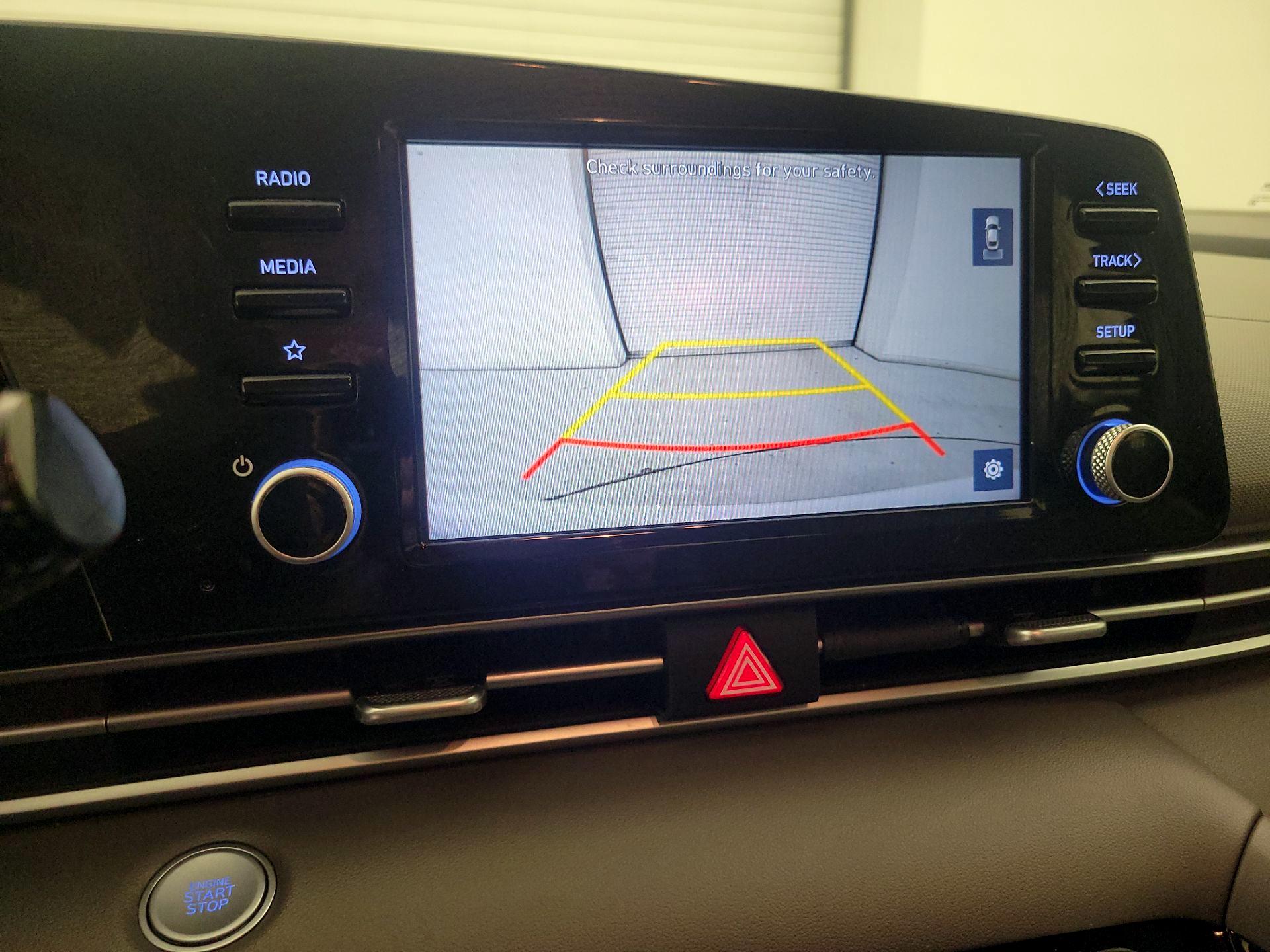 Thumbnail: 2021 Hyundai Elantra - 14