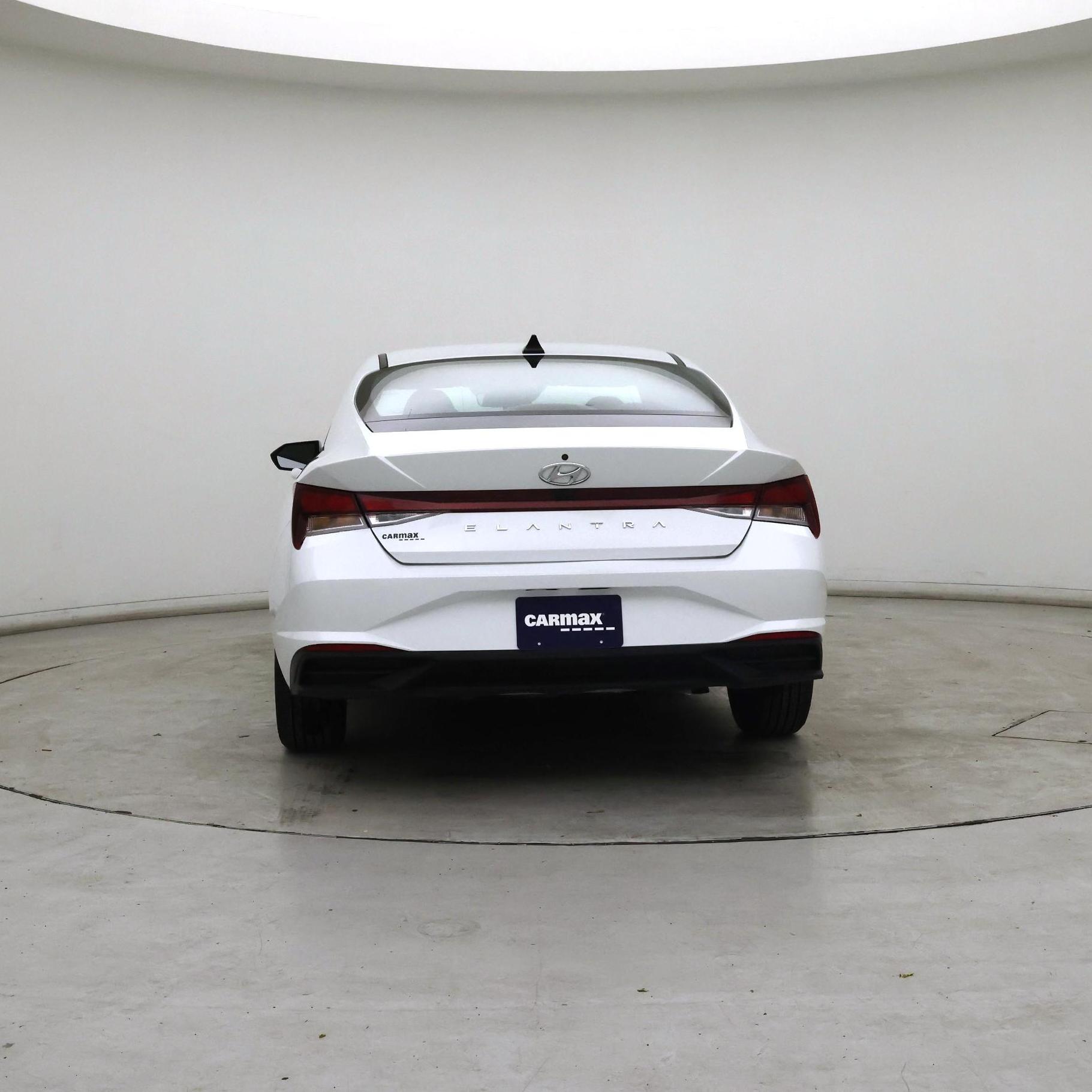 Thumbnail: 2021 Hyundai Elantra - 6