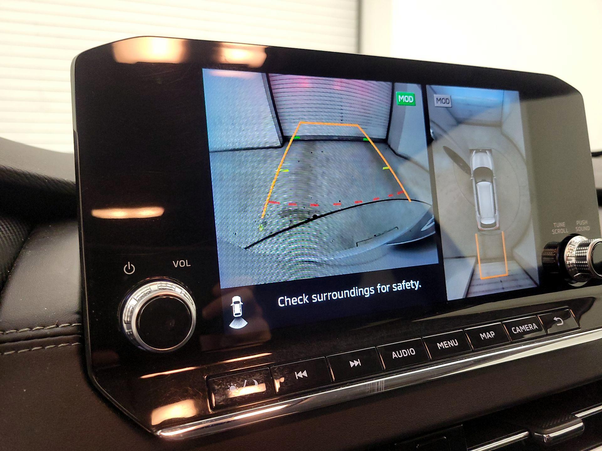 Thumbnail: 2024 Mitsubishi Outlander - 14