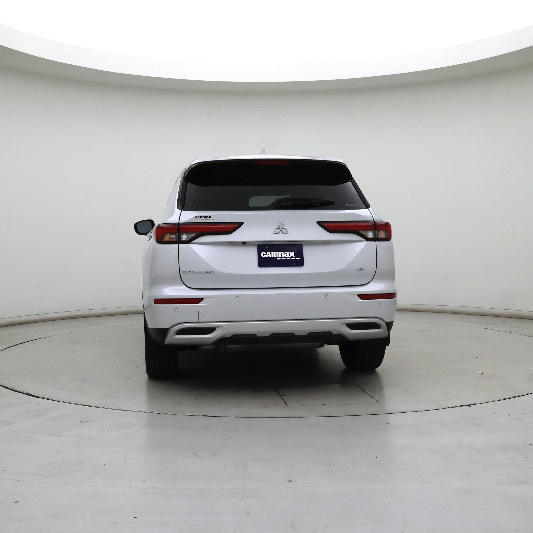 Thumbnail: 2024 Mitsubishi Outlander - 6