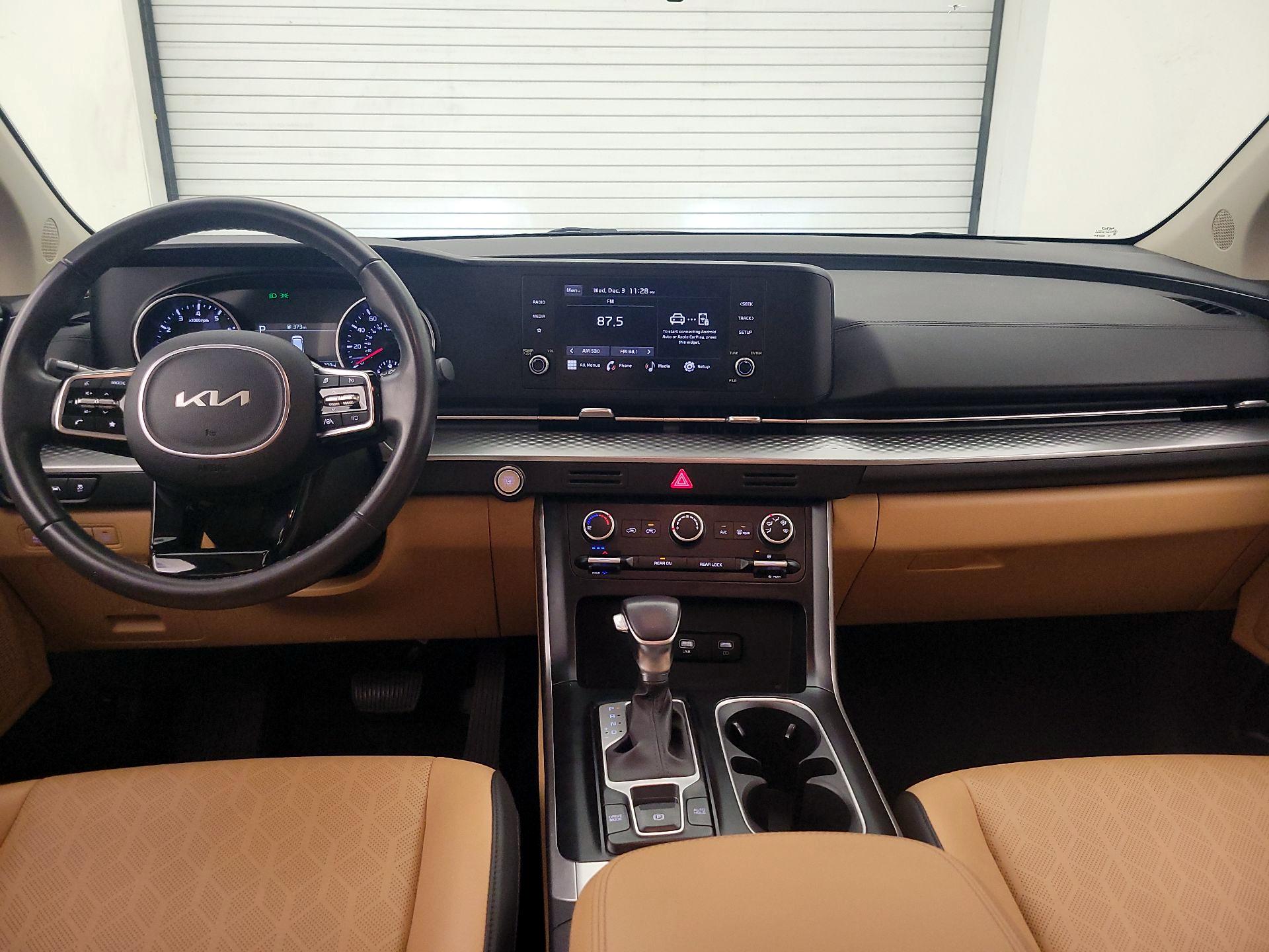 Thumbnail: 2024 Kia Carnival - 9