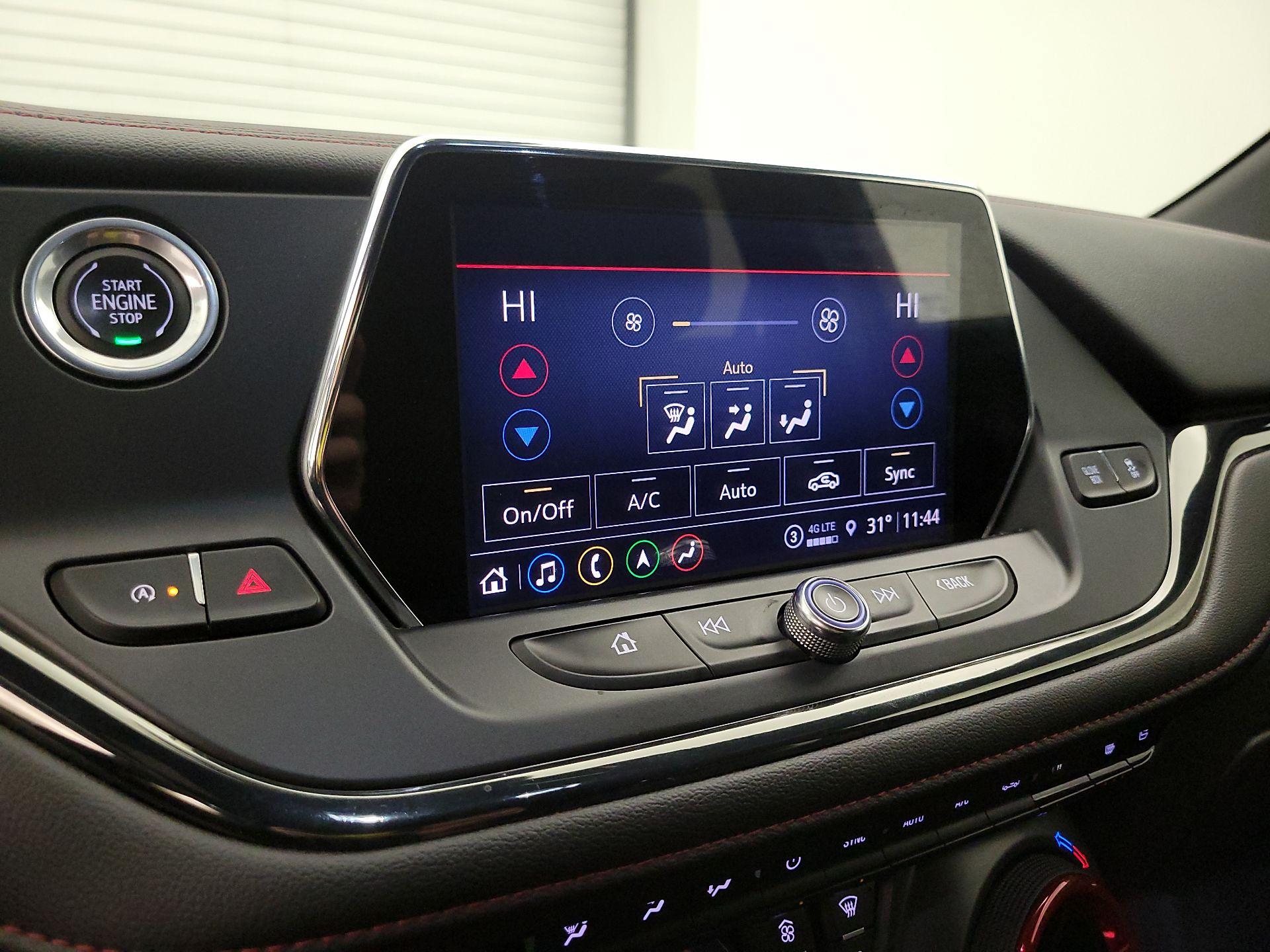 Thumbnail: 2021 Chevrolet Blazer - 15