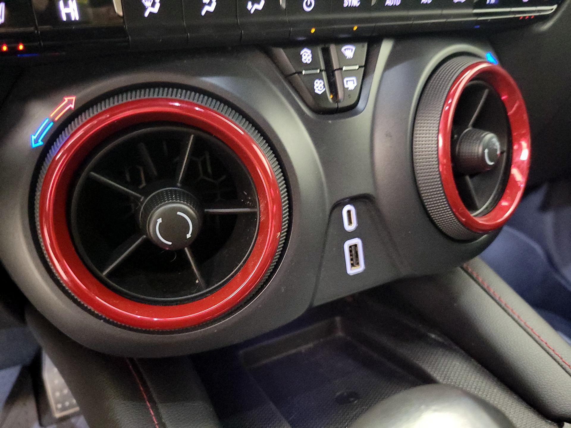 Thumbnail: 2021 Chevrolet Blazer - 18