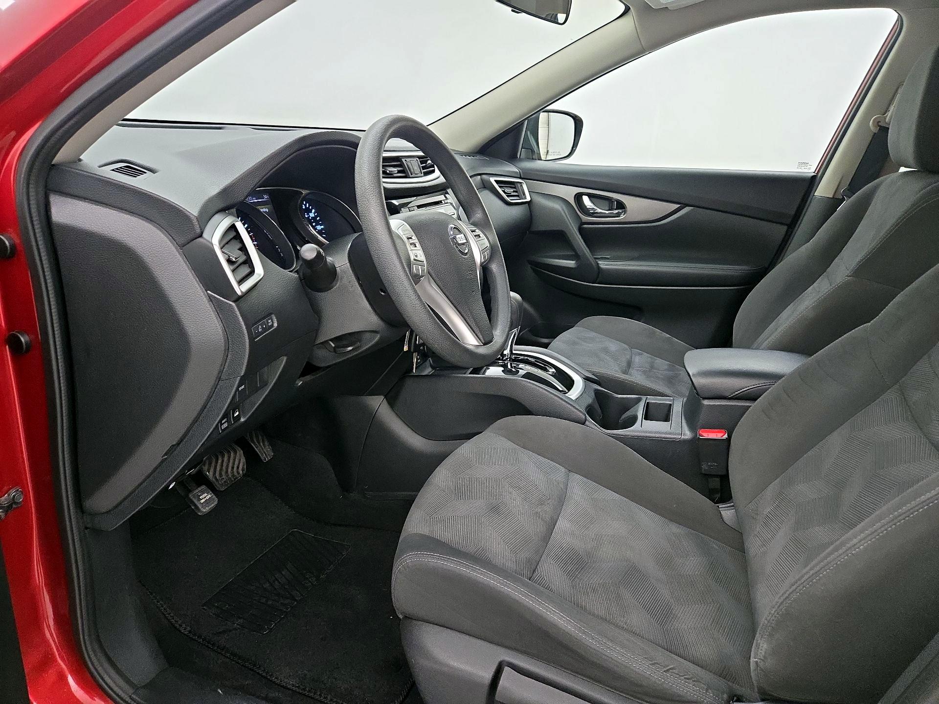 Thumbnail: 2016 Nissan Rogue - 11