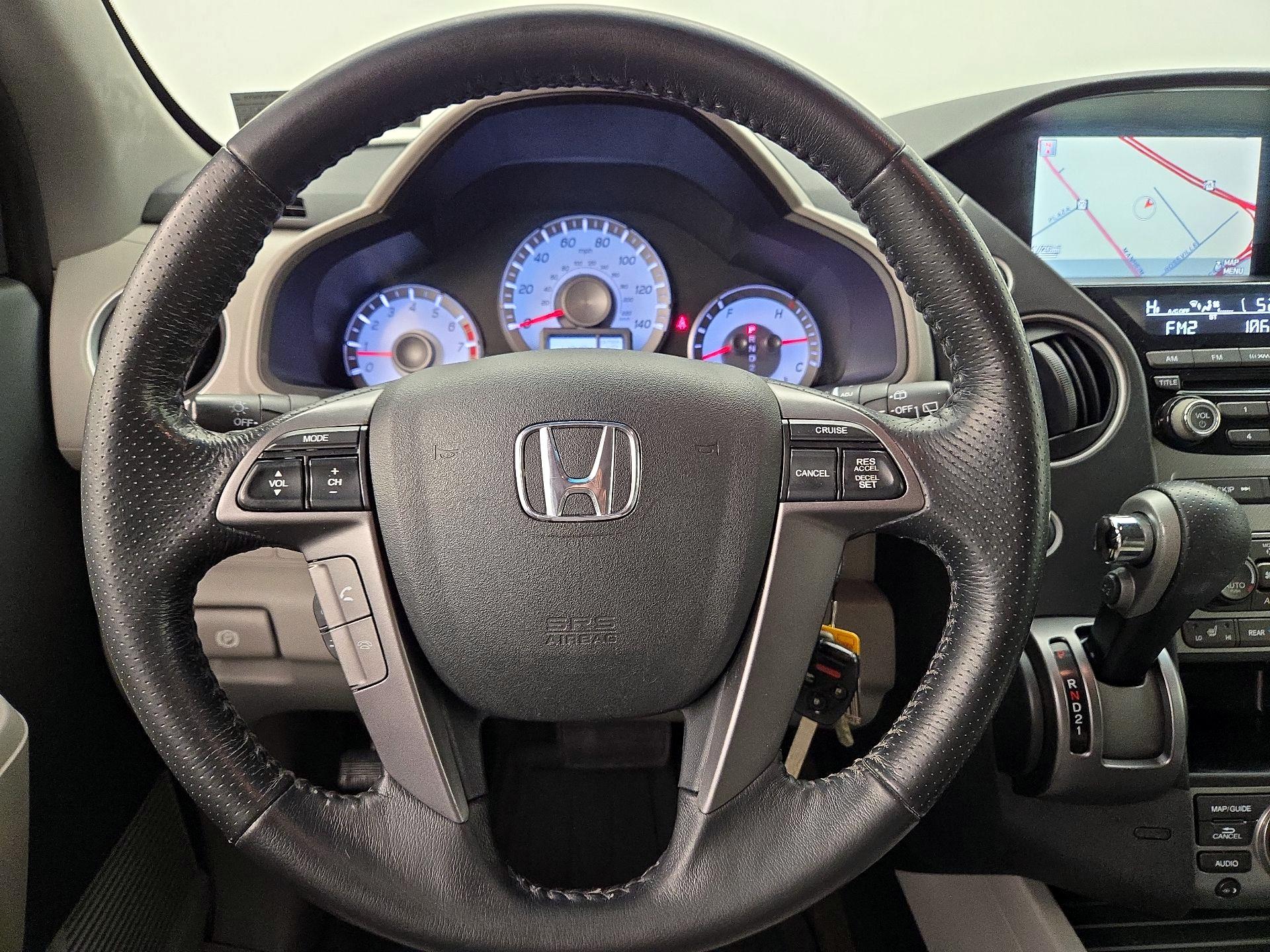 Thumbnail: 2015 Honda Pilot - 10