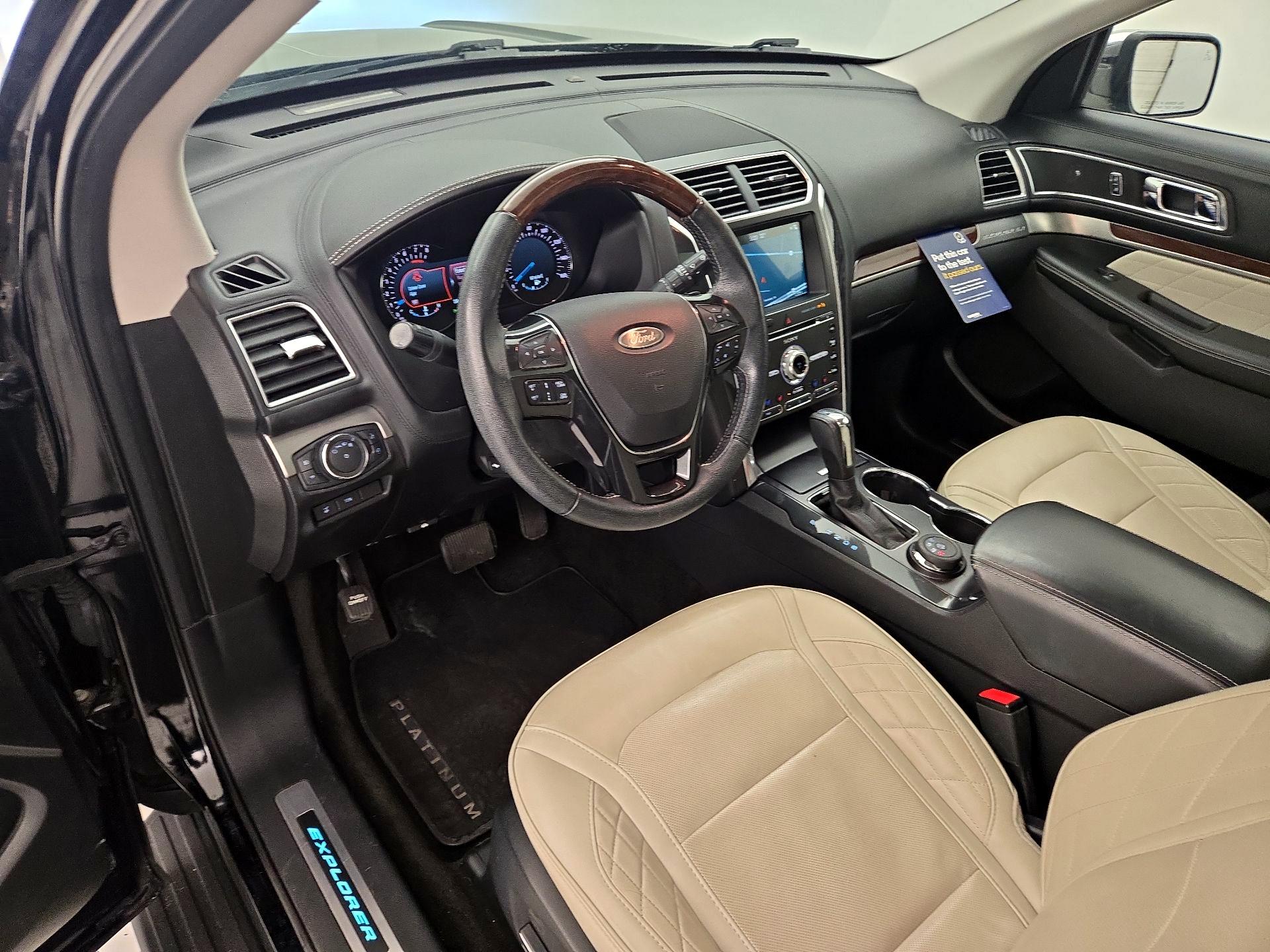 Thumbnail: 2017 Ford Explorer - 11