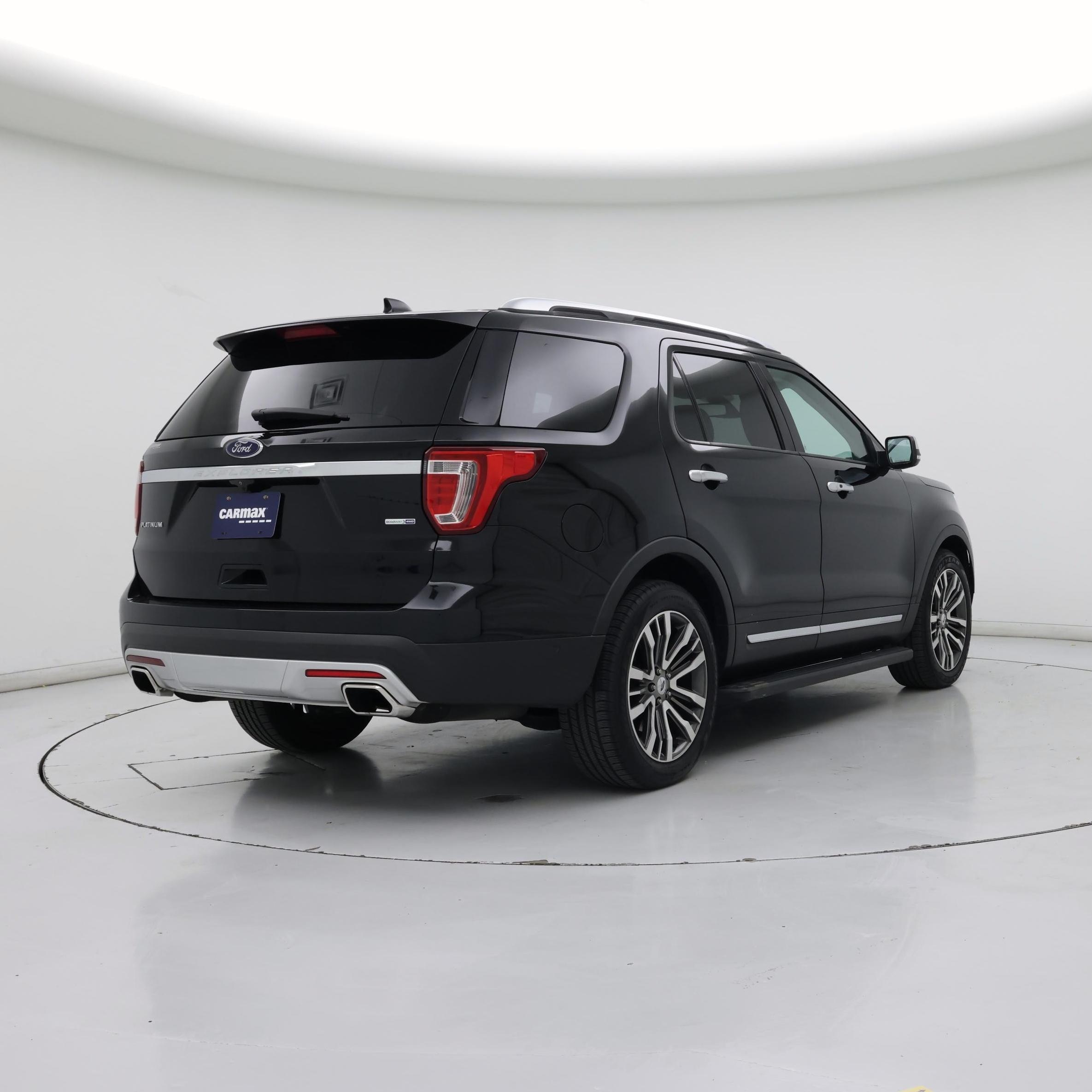 Thumbnail: 2017 Ford Explorer - 8