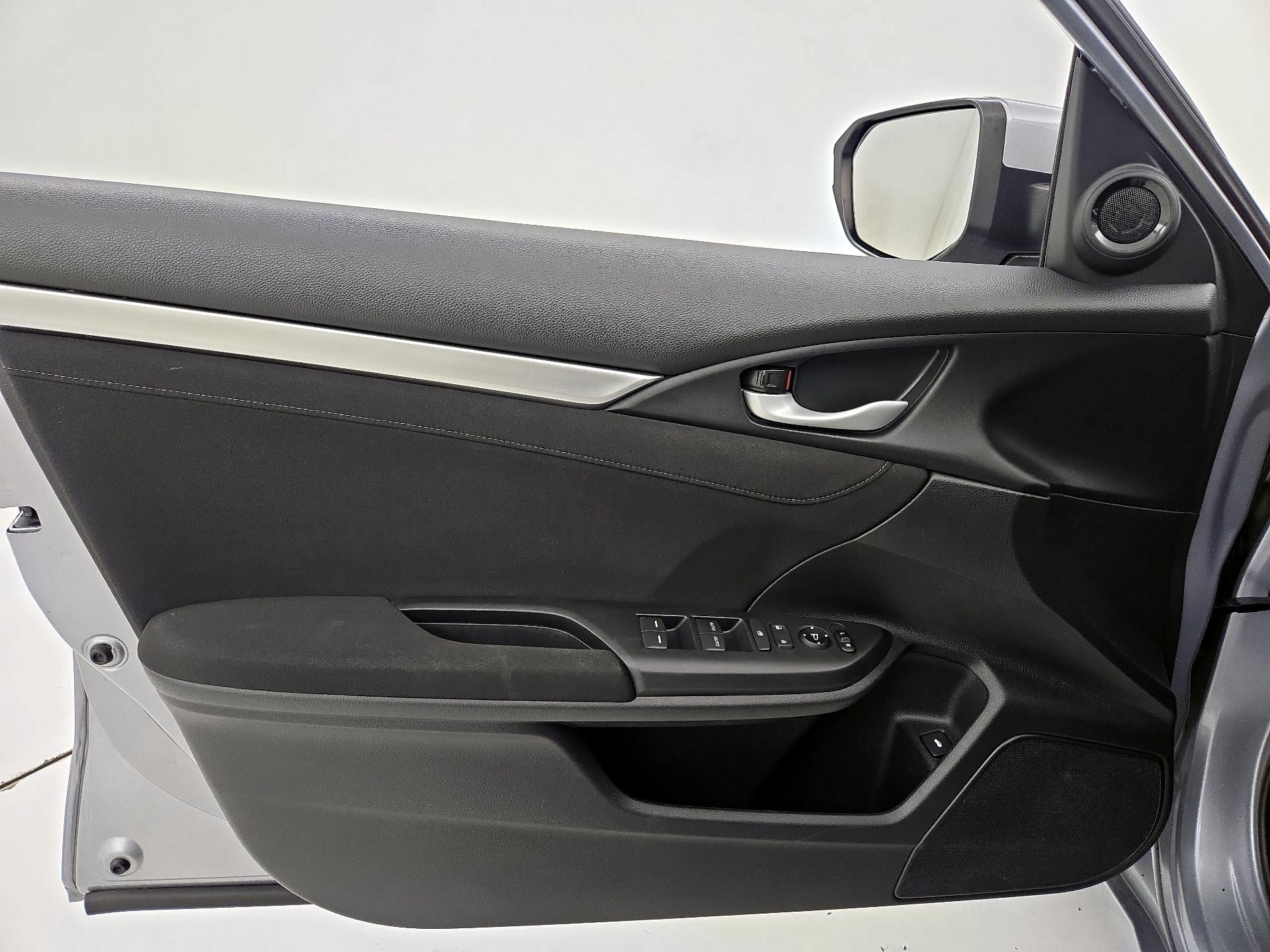 Thumbnail: 2018 Honda Civic - 12