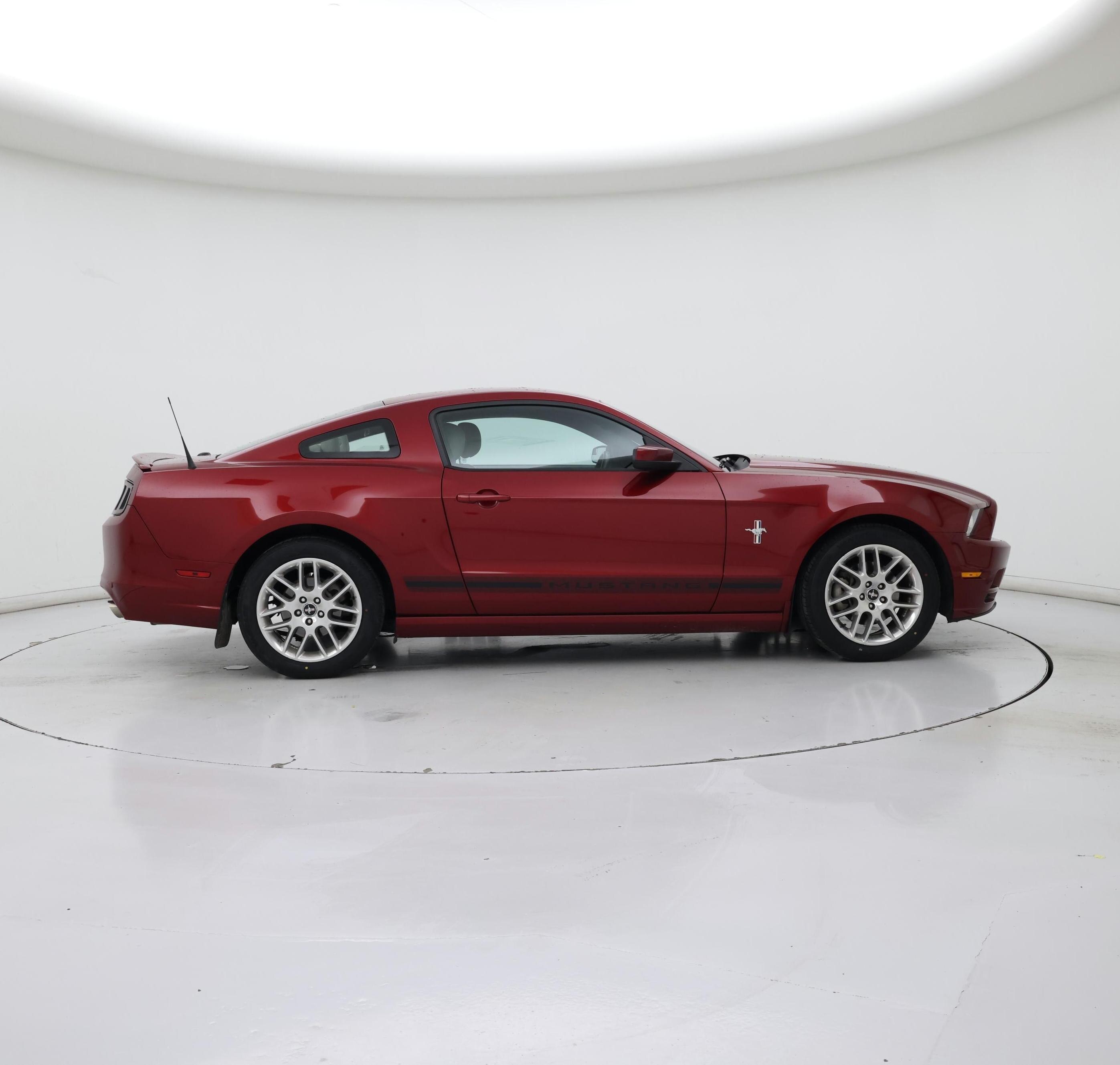 Thumbnail: 2014 Ford Mustang - 7