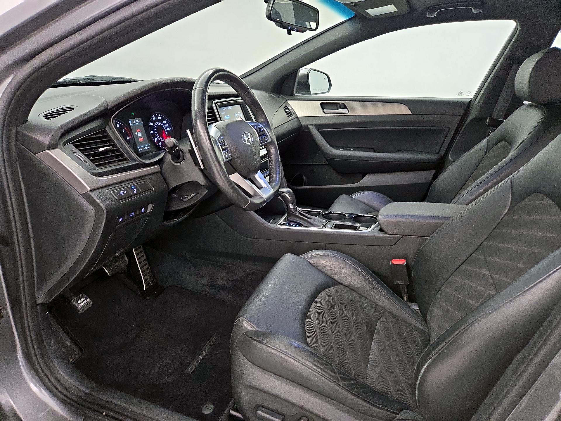 Thumbnail: 2019 Hyundai Sonata - 11