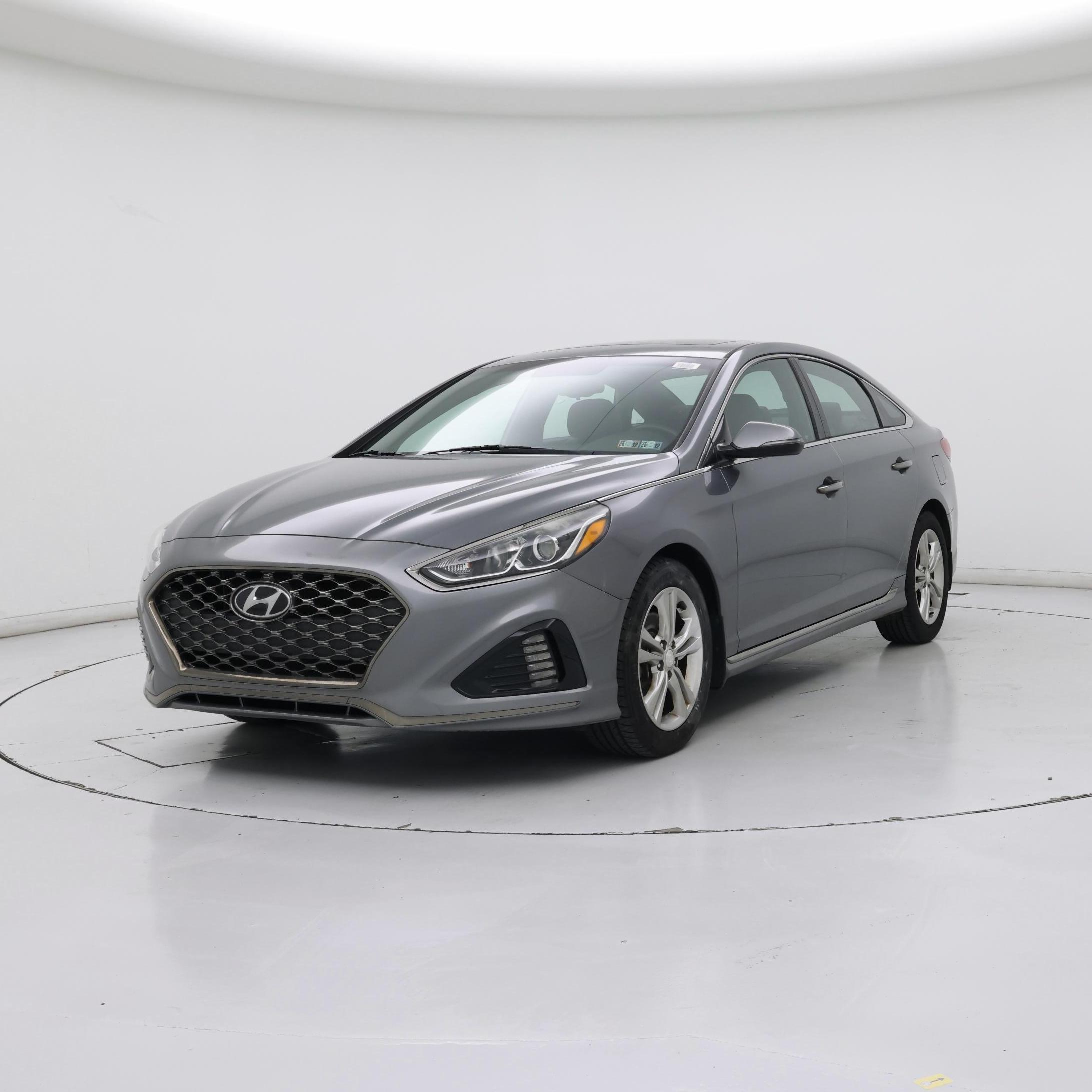 Thumbnail: 2019 Hyundai Sonata - 4