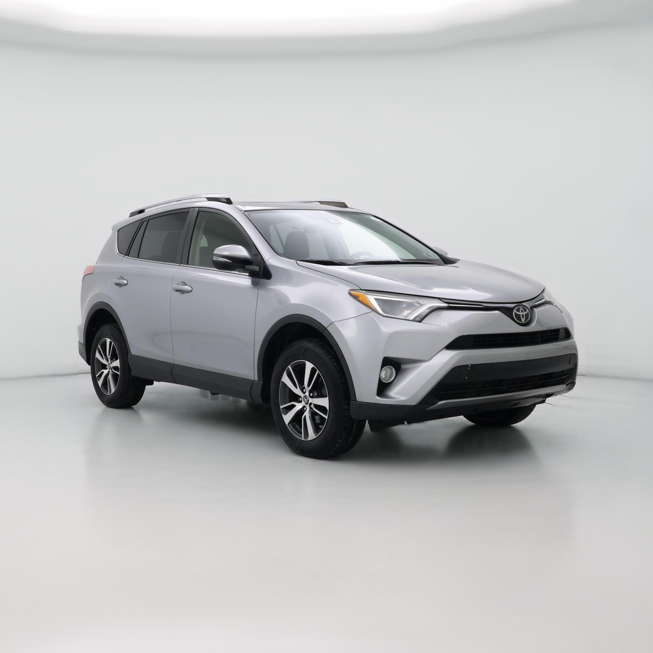 Thumbnail: 2018 Toyota RAV4 - 1
