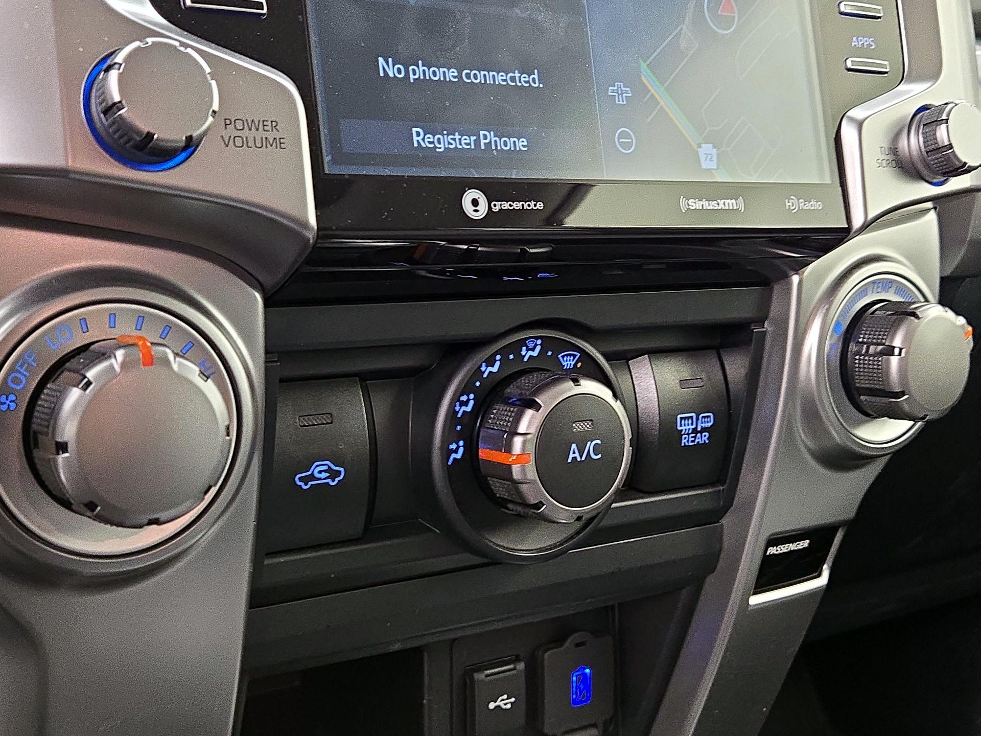 Thumbnail: 2024 Toyota 4Runner - 17