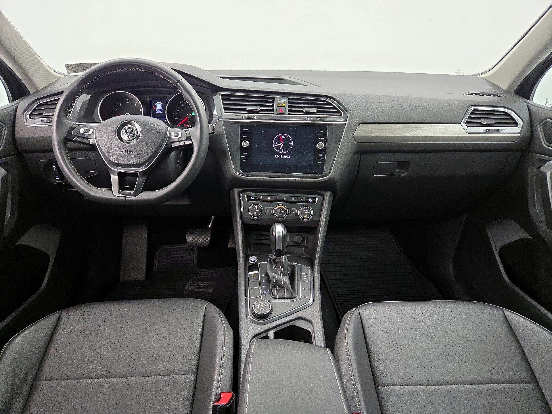 Thumbnail: 2021 Volkswagen Tiguan - 9