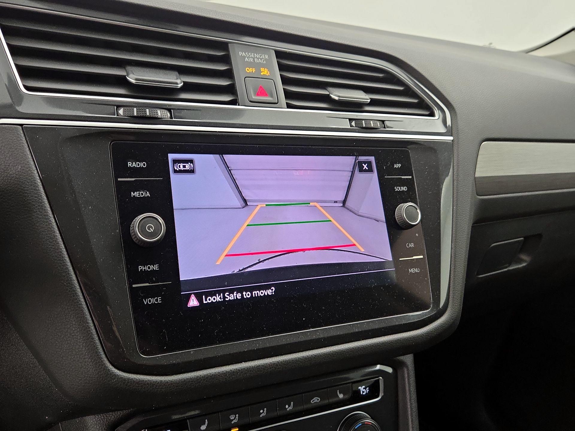 Thumbnail: 2021 Volkswagen Tiguan - 14