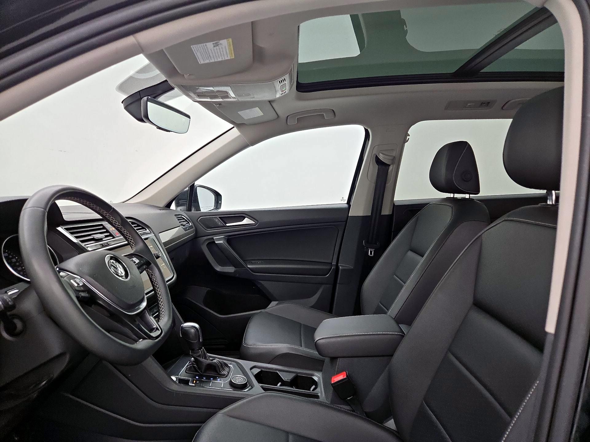 Thumbnail: 2021 Volkswagen Tiguan - 19