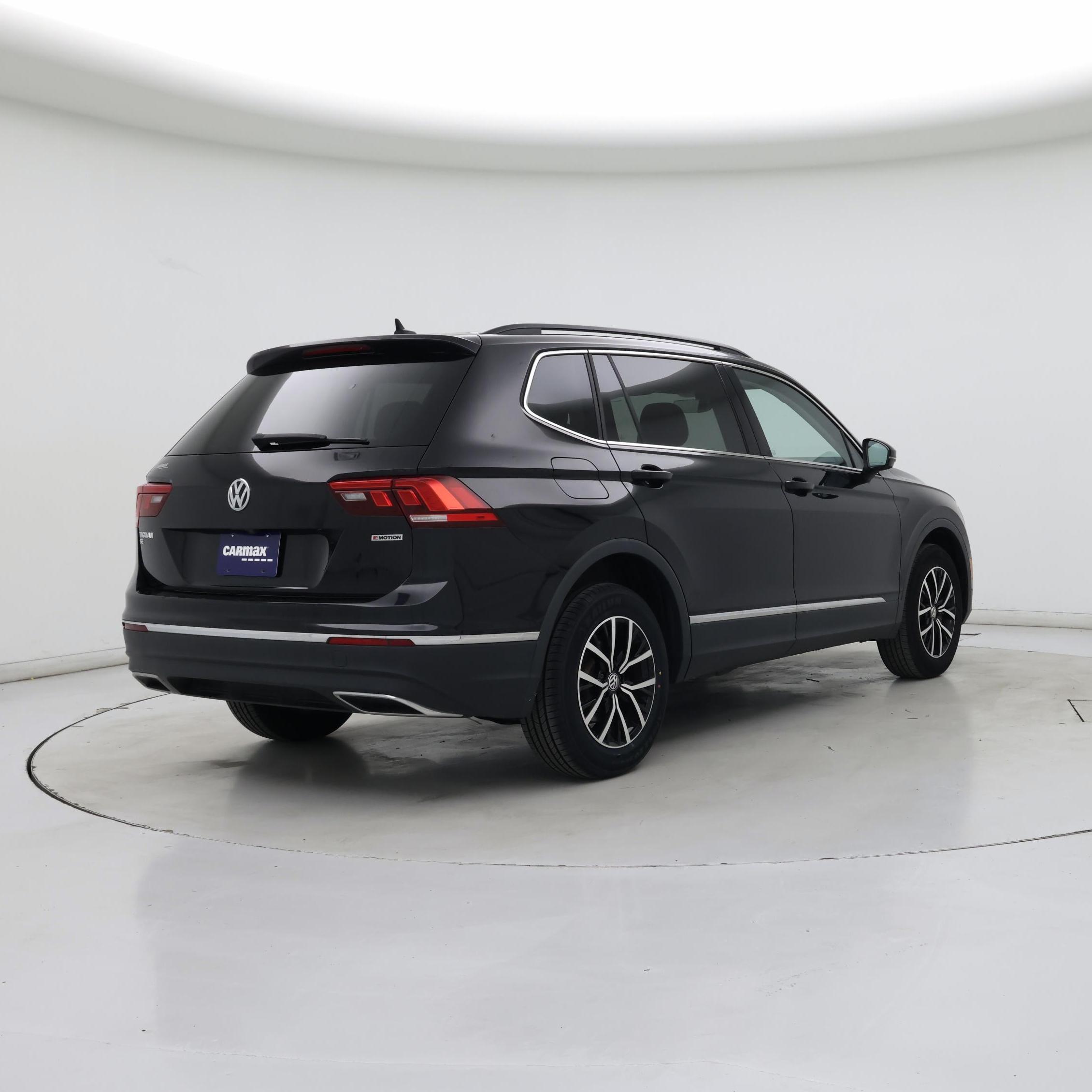 Thumbnail: 2021 Volkswagen Tiguan - 8