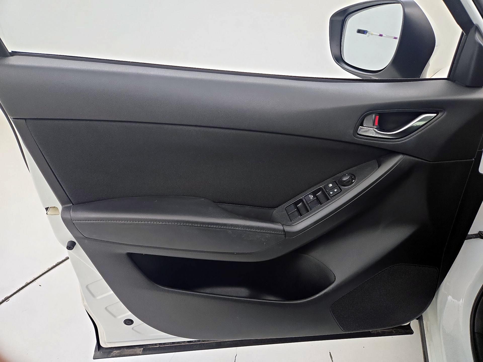 Thumbnail: 2016 Mazda CX-5 - 12