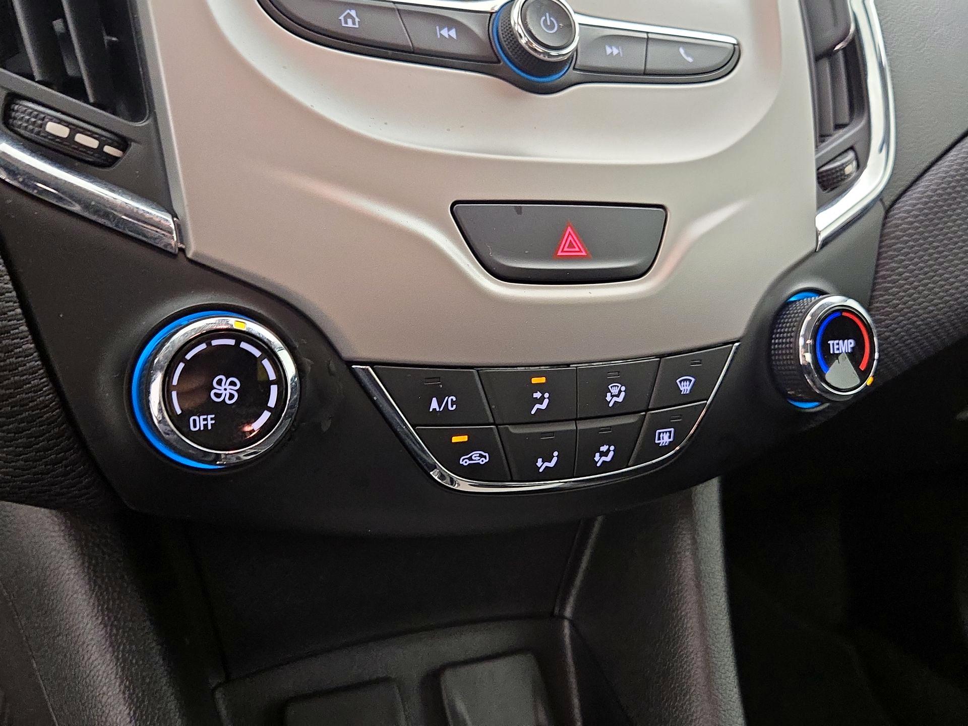 Thumbnail: 2018 Chevrolet Cruze - 16