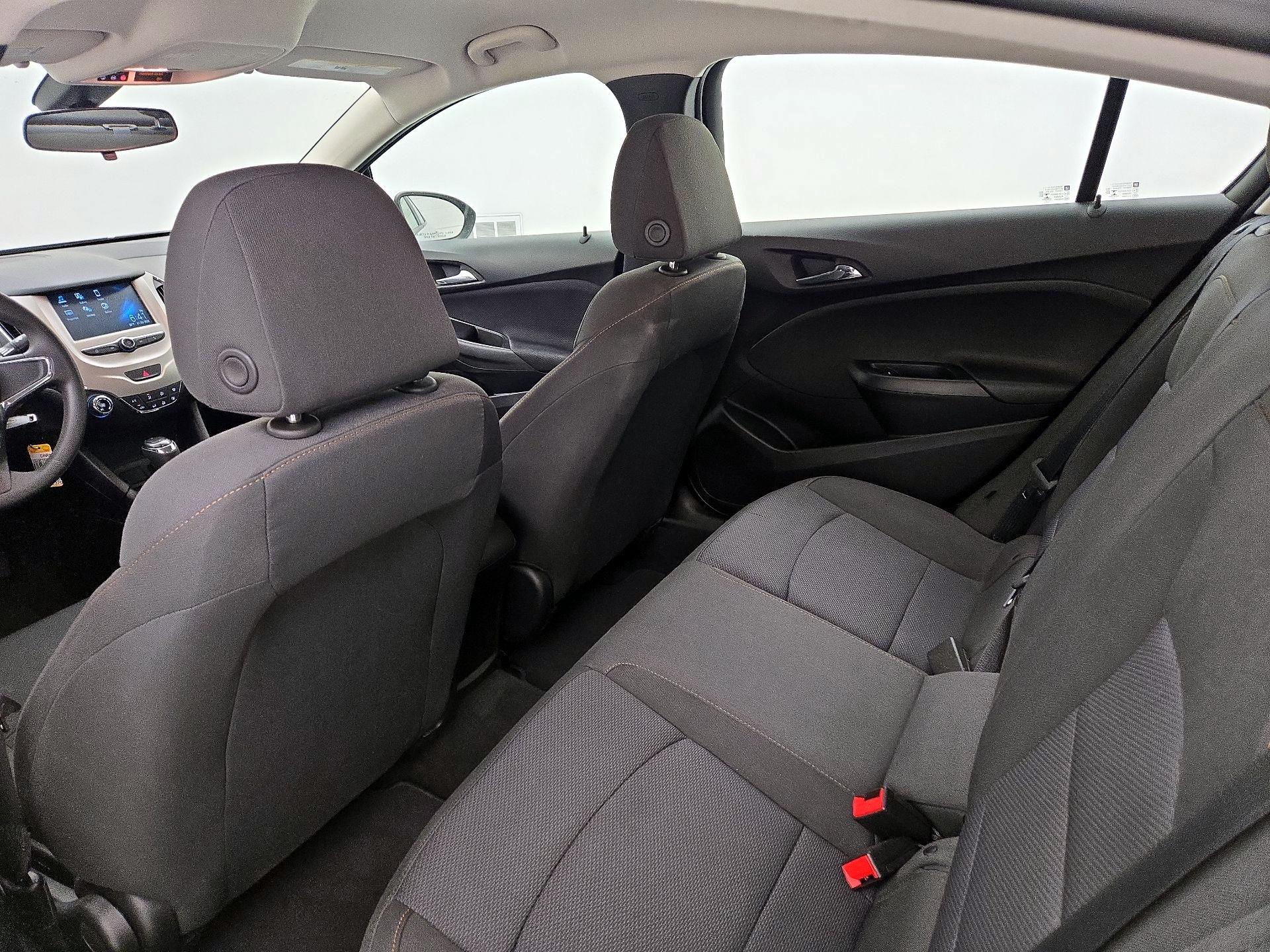 Thumbnail: 2018 Chevrolet Cruze - 19