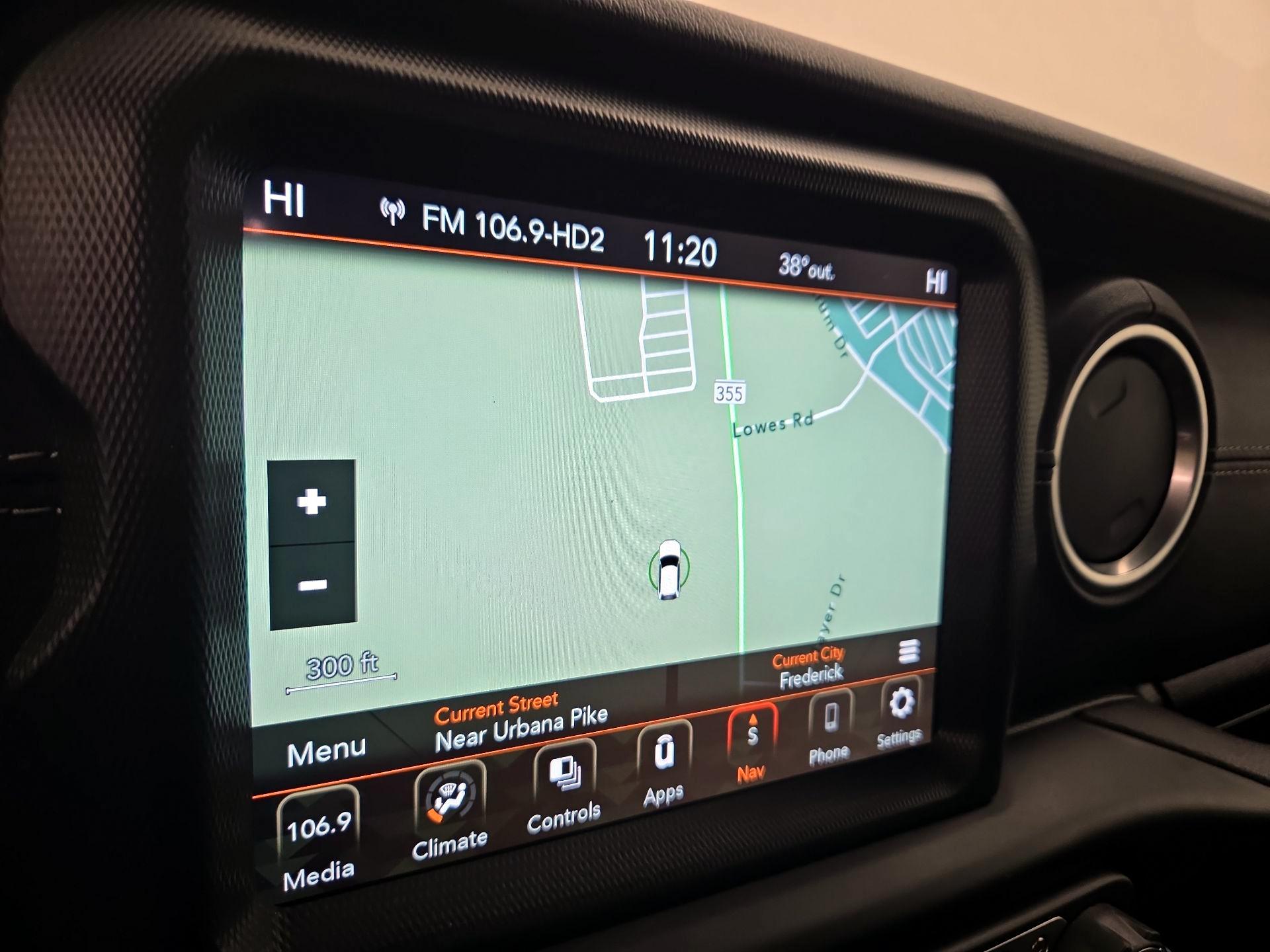 Thumbnail: 2021 Jeep Gladiator - 14