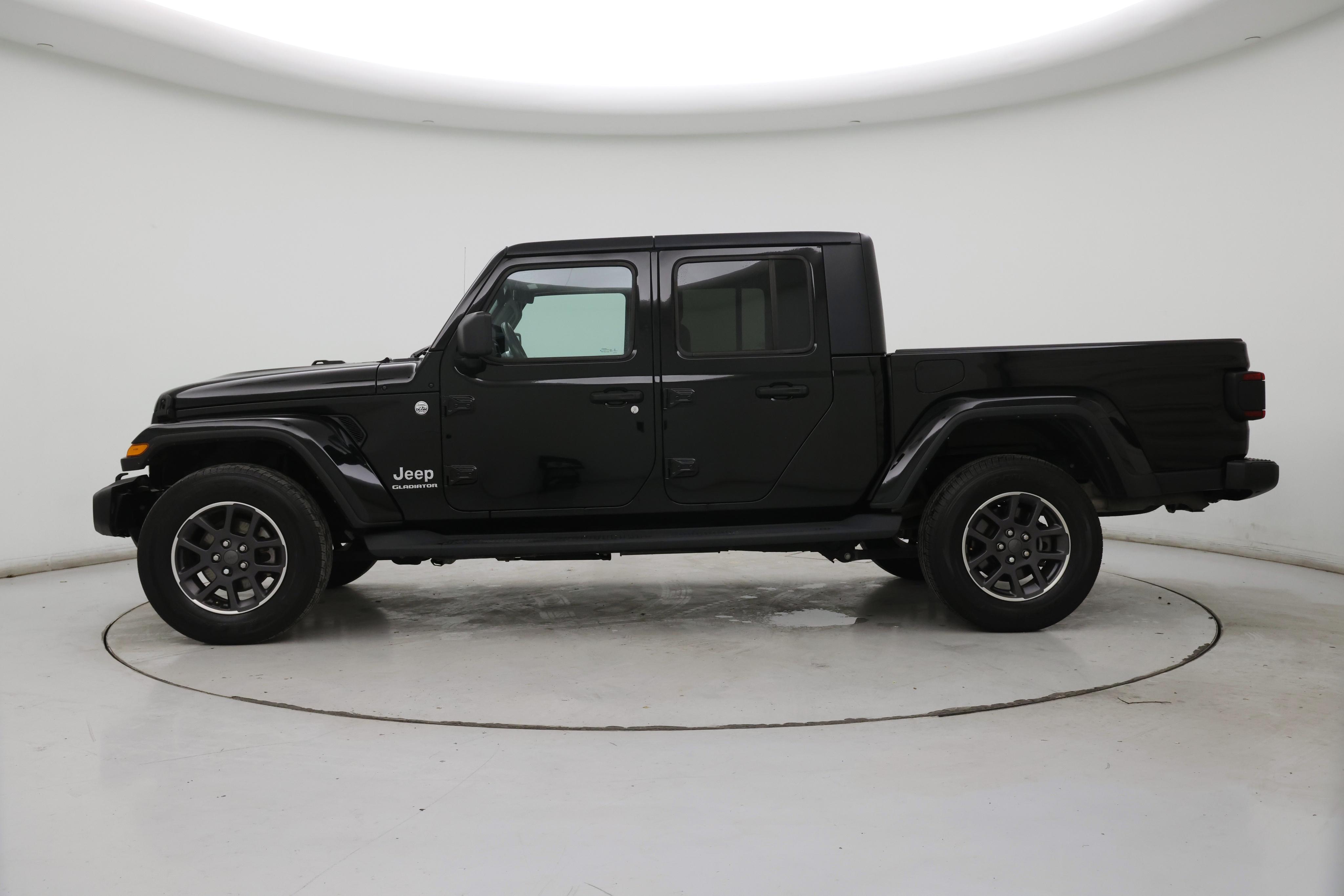 Thumbnail: 2021 Jeep Gladiator - 3